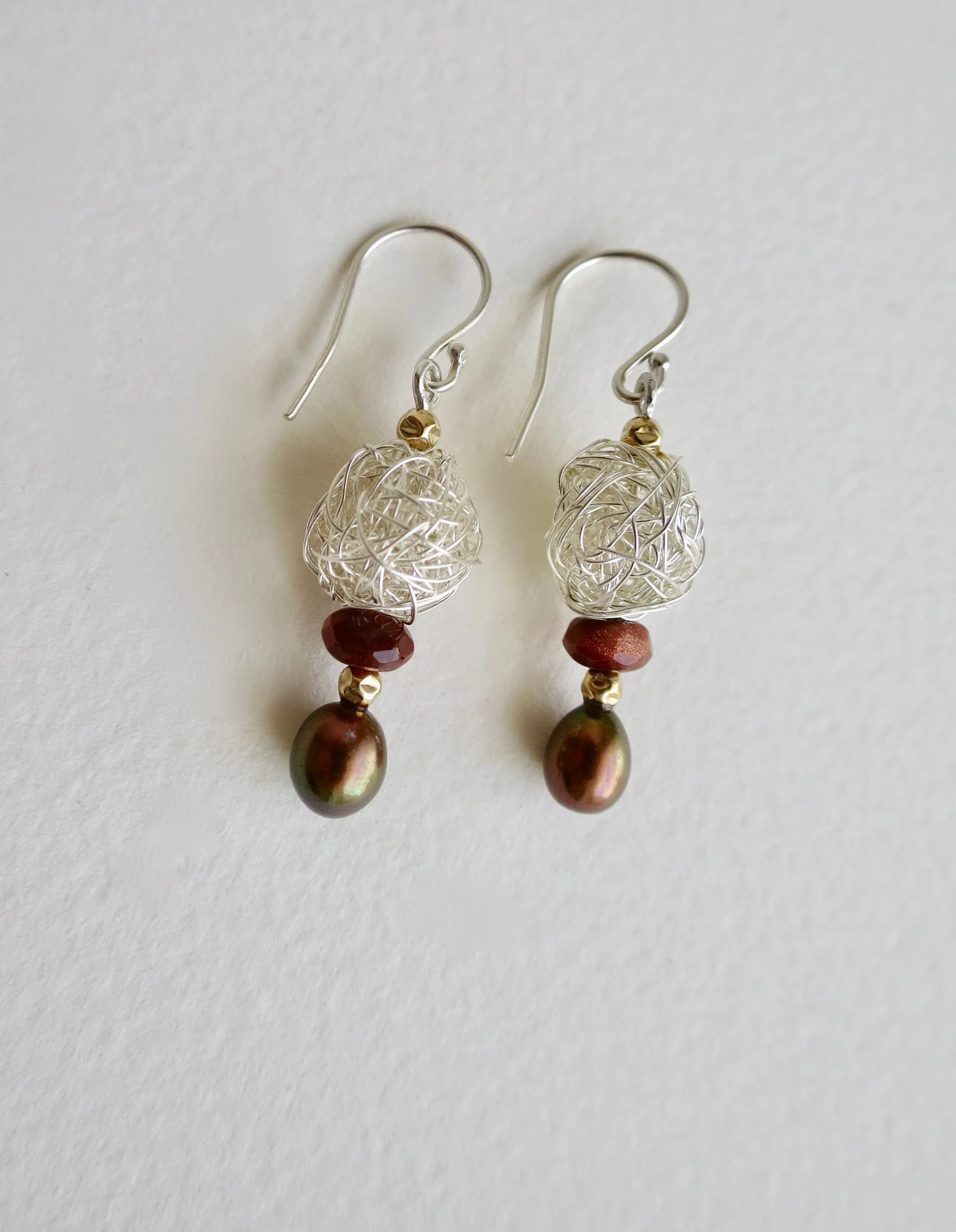Sterling silver plonter earrings with pearl