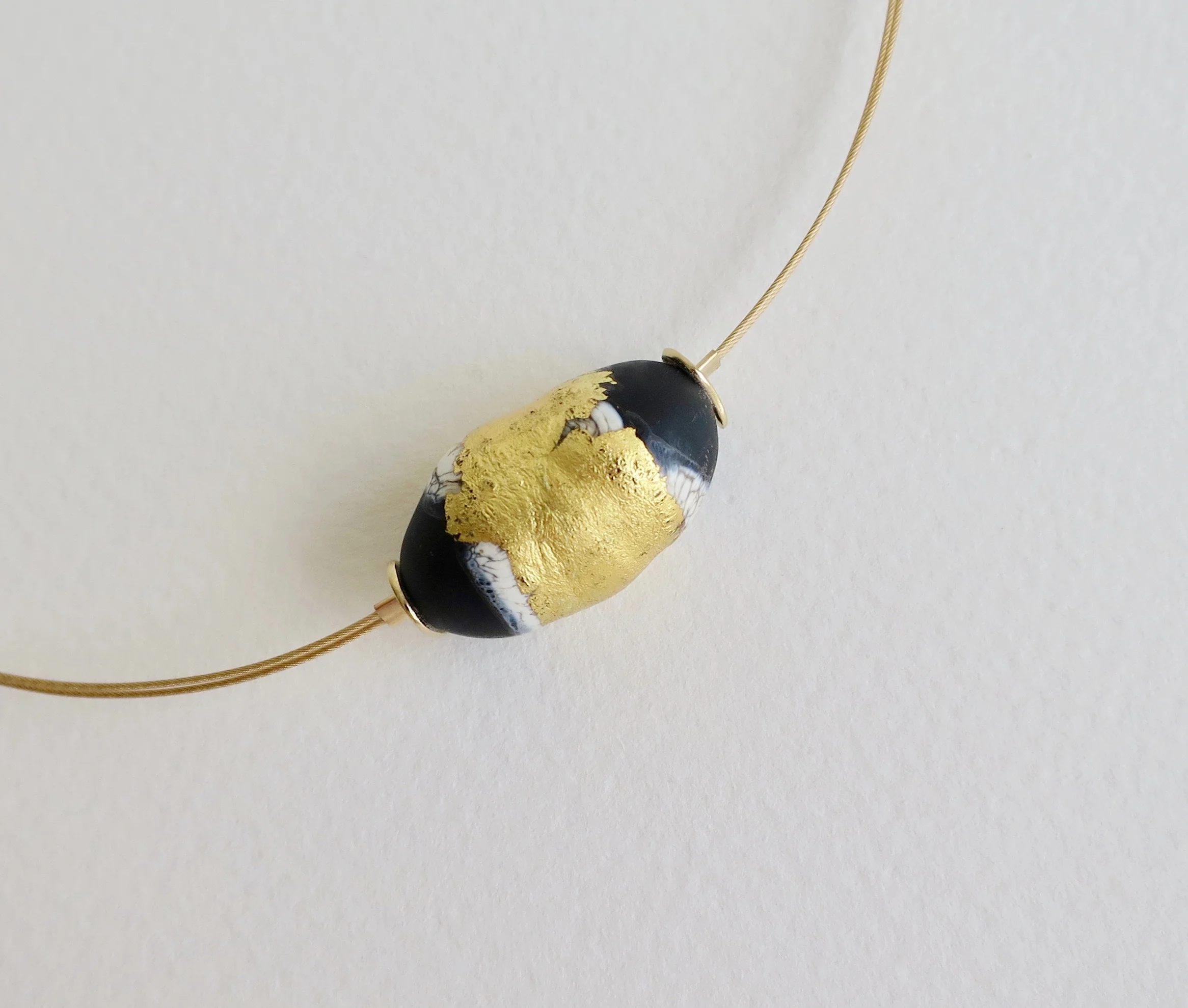 Jewelry Jewellery Blown glass with gold leaf on Vermeil cable