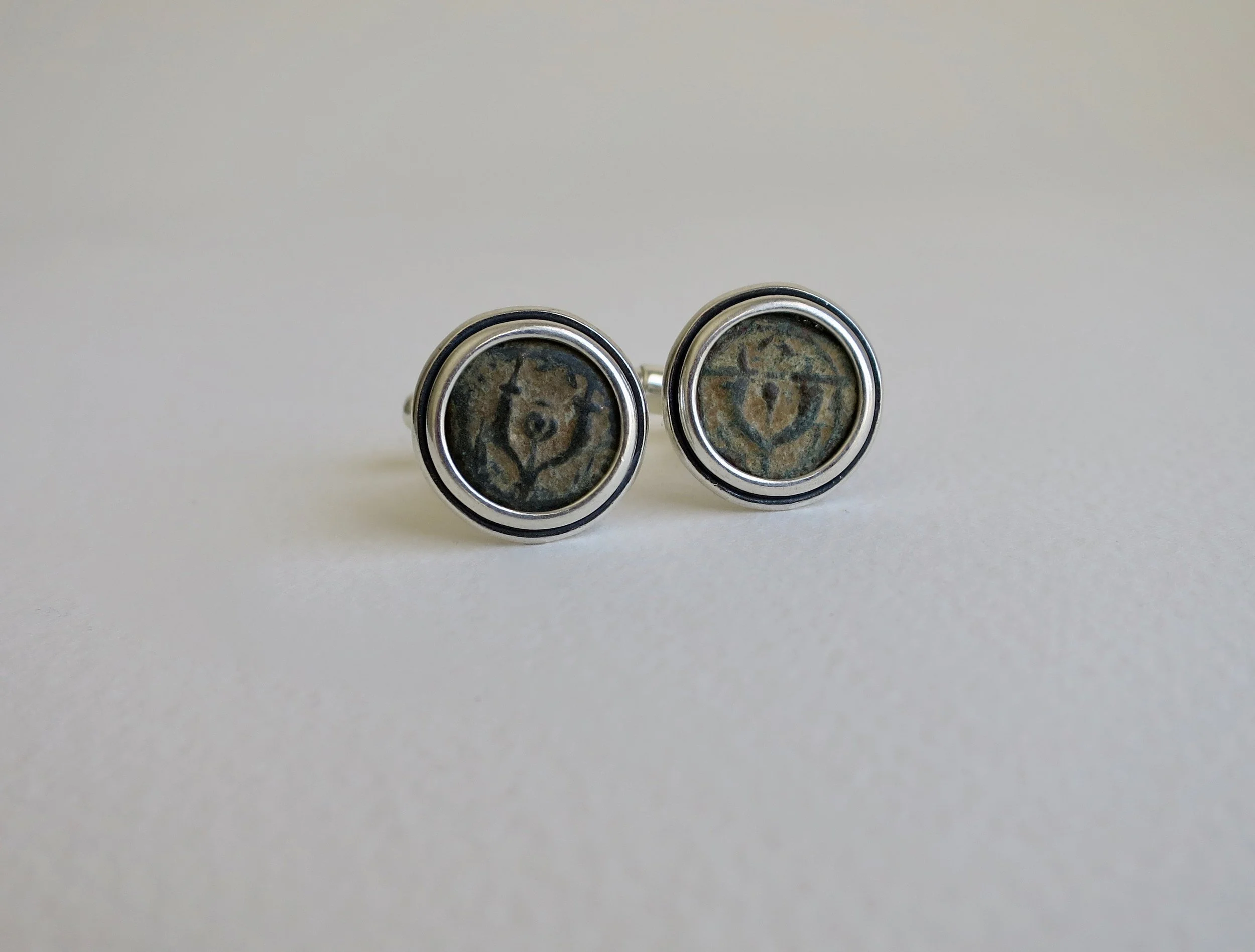 Widow's mite cufflinks in silver