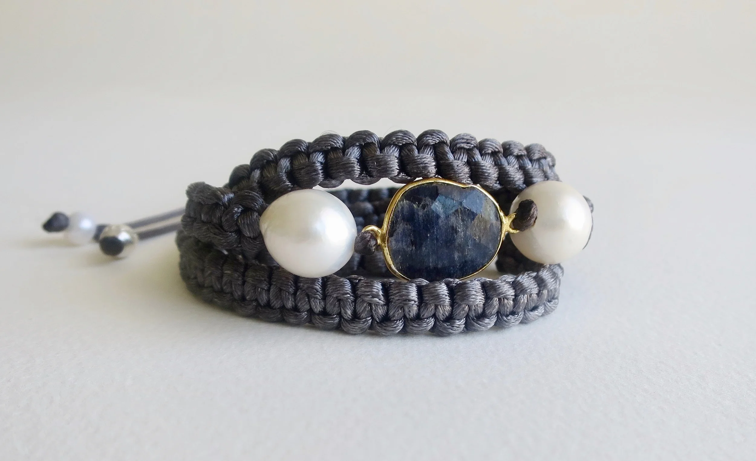 jewellery jewelry Satin Wrap pearl and grey sapphire bracelet