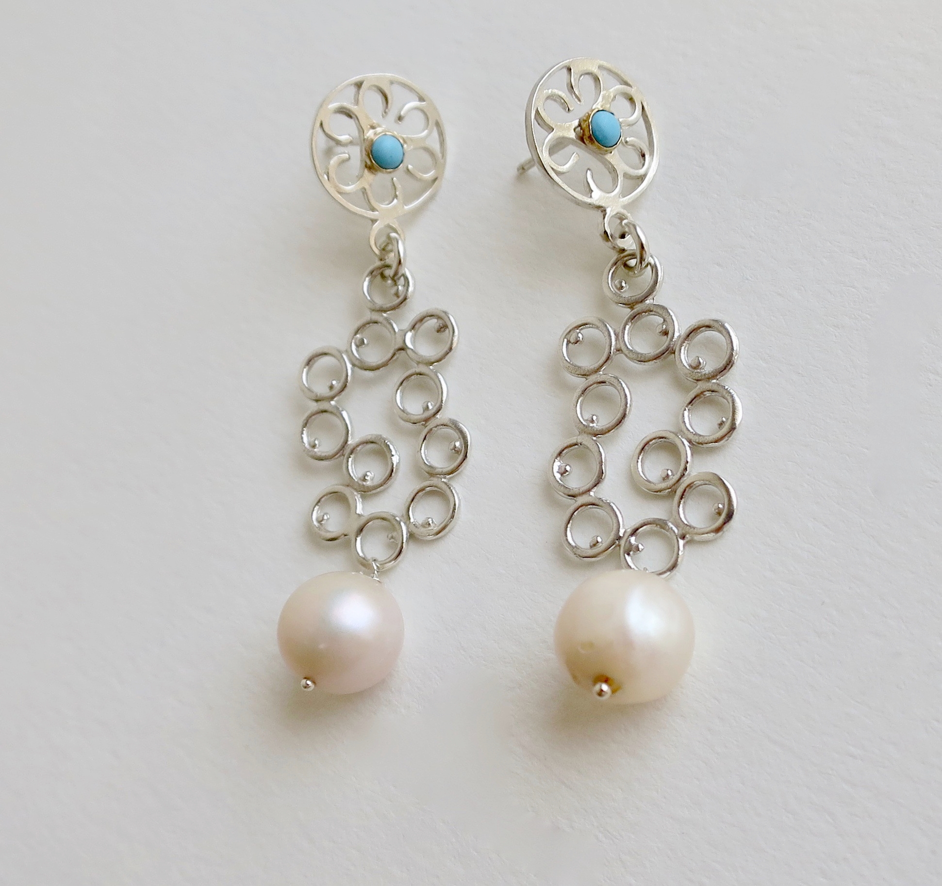 Jewelry Jewellery Ornamental silver design with Pearl and Turquoise