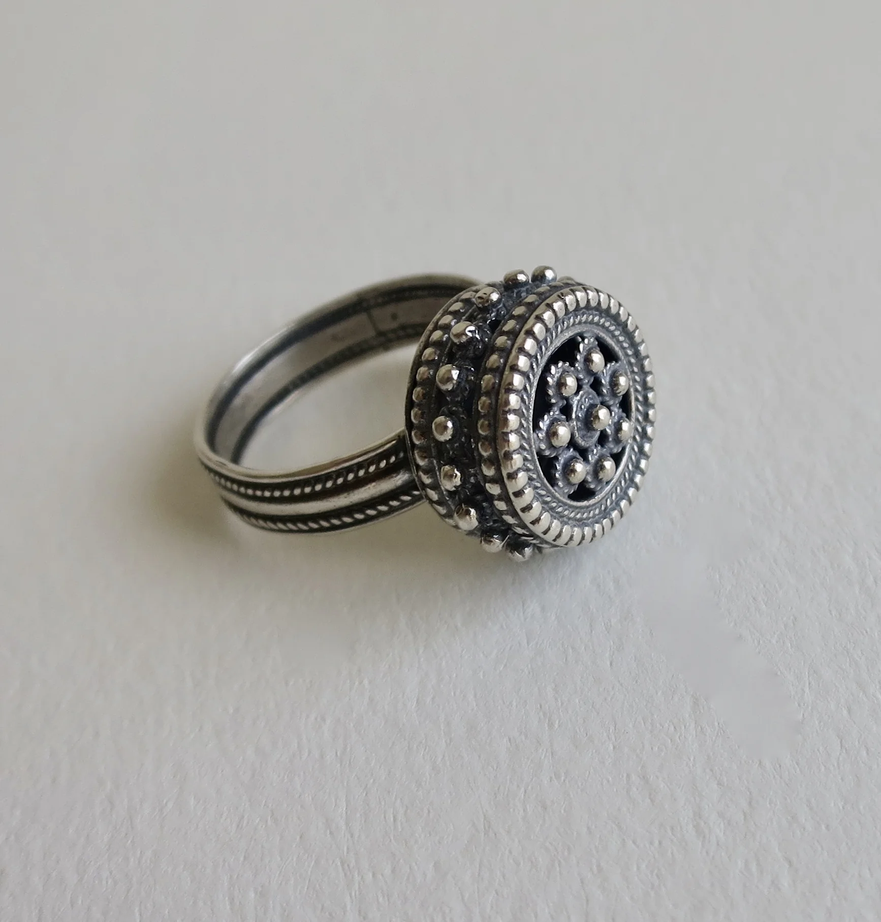 Sterling silver Filigree Ring