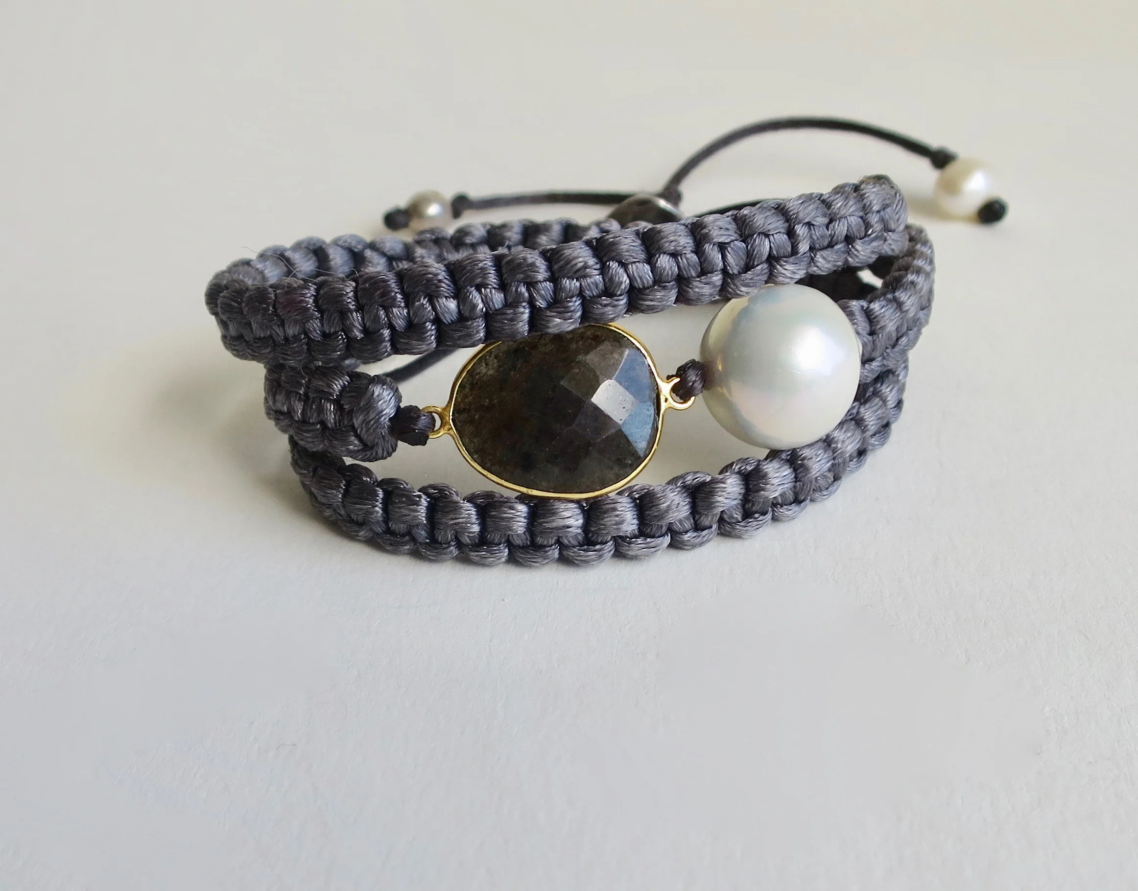 Grey satin wrap bracelet with Grey sapphire and Pearl