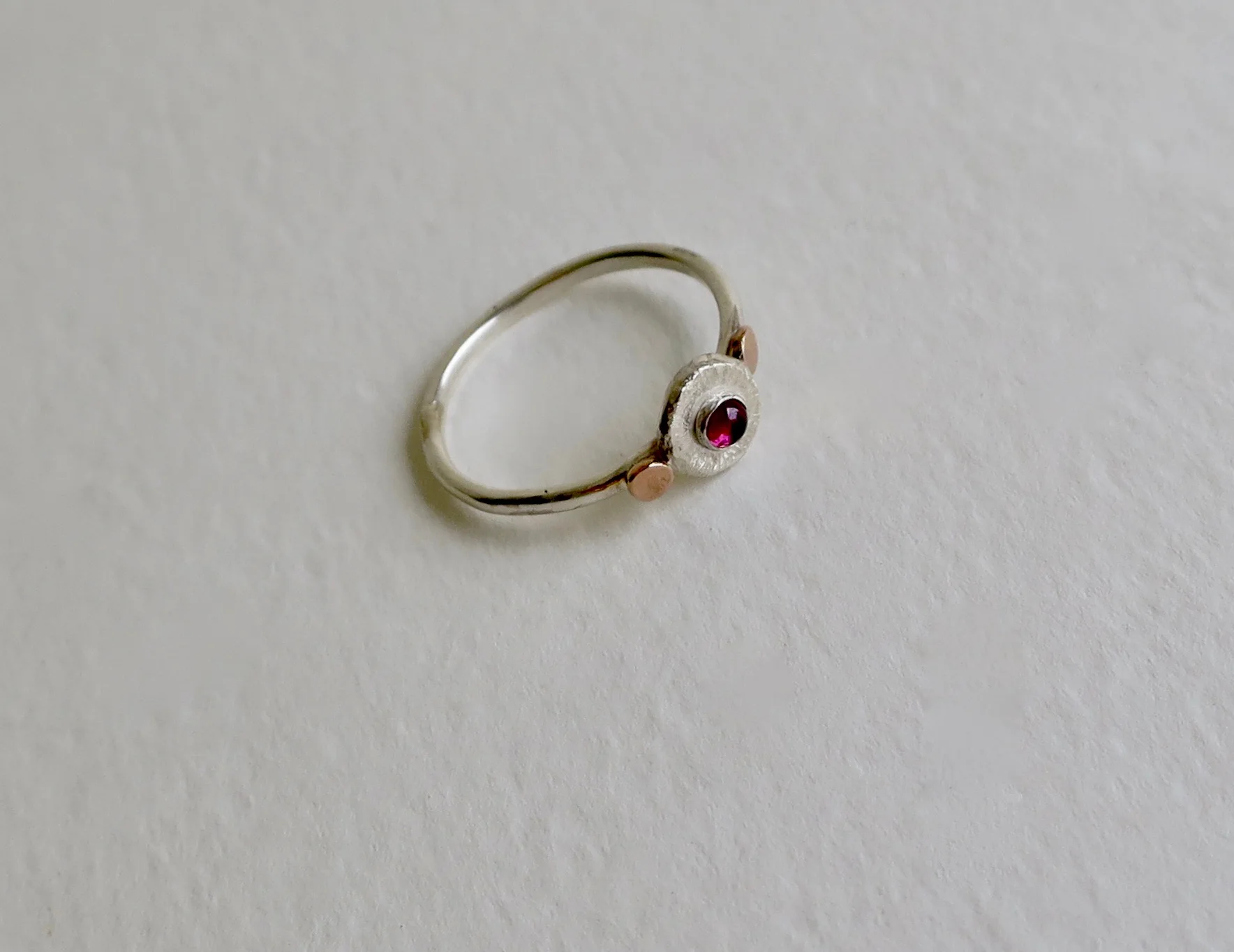 Handmade silver ring with Rose Gold and Garnet