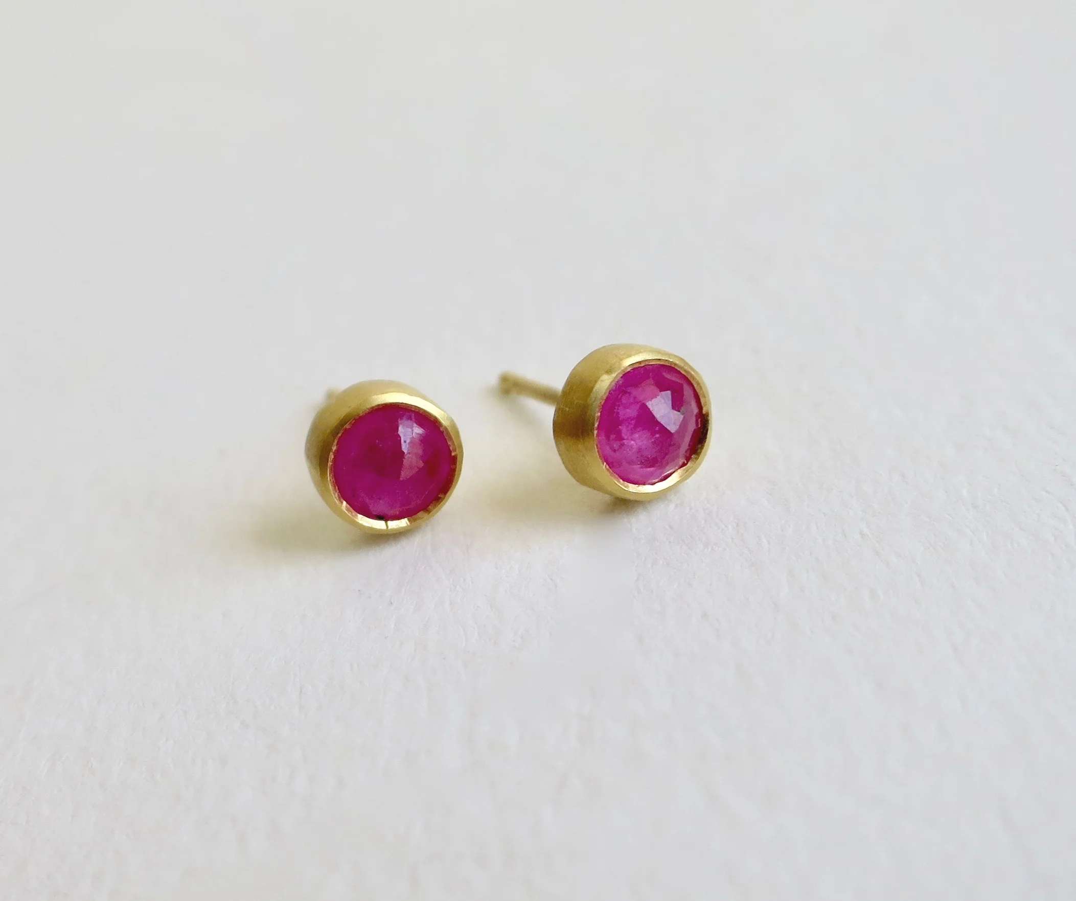 Rubies set in 22kt gold stud earrings Jewelry Jewellery