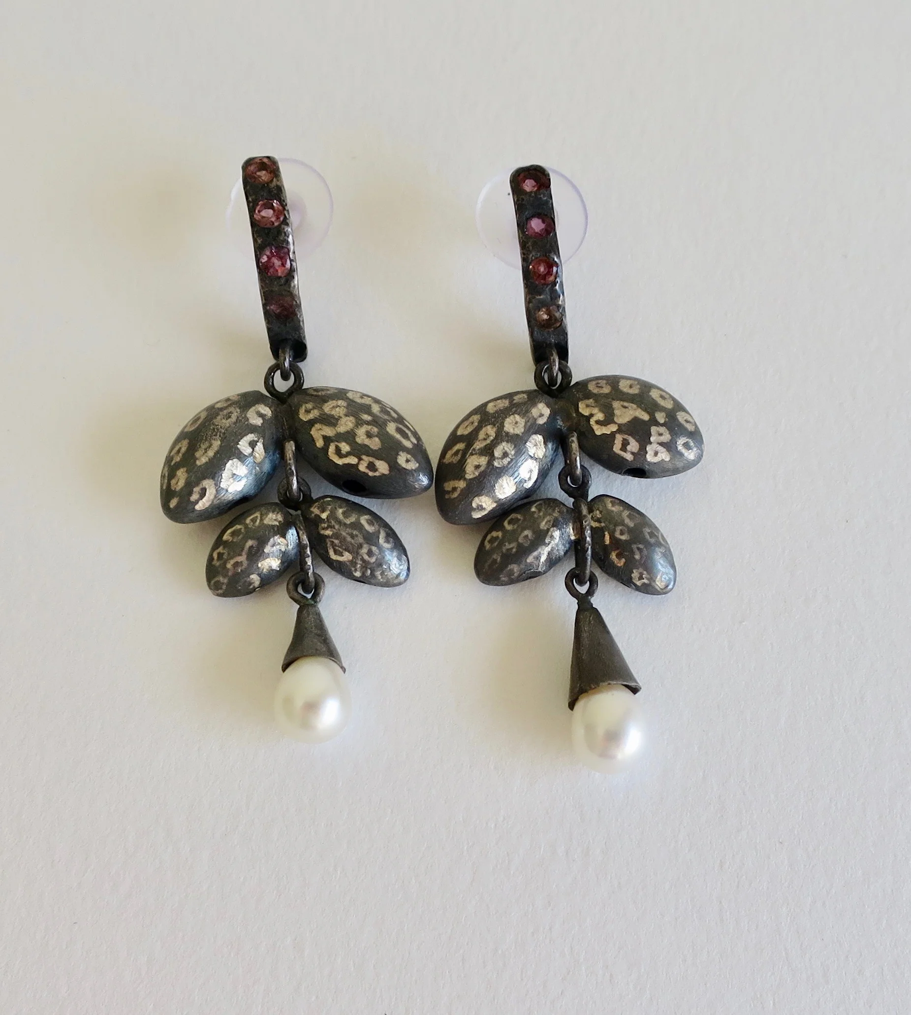 Oxidised silver earrings with Tourmaline and pearl drop
