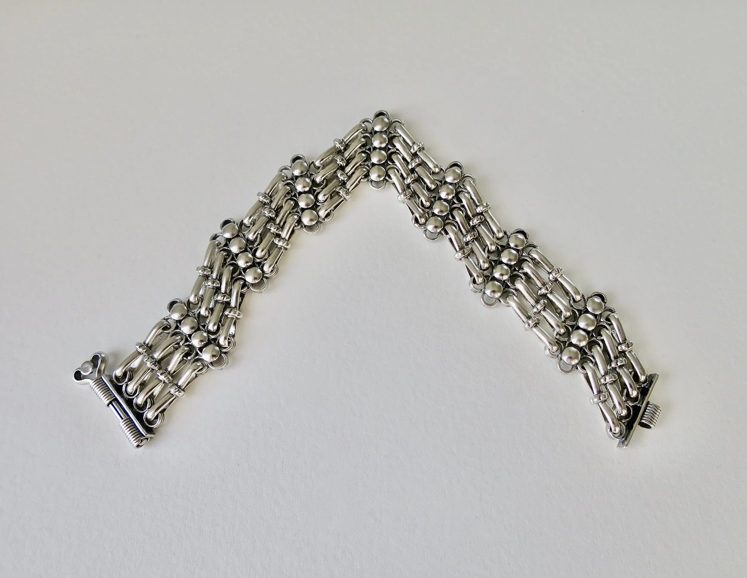 Traditional silver handmade Yemenite bracelet