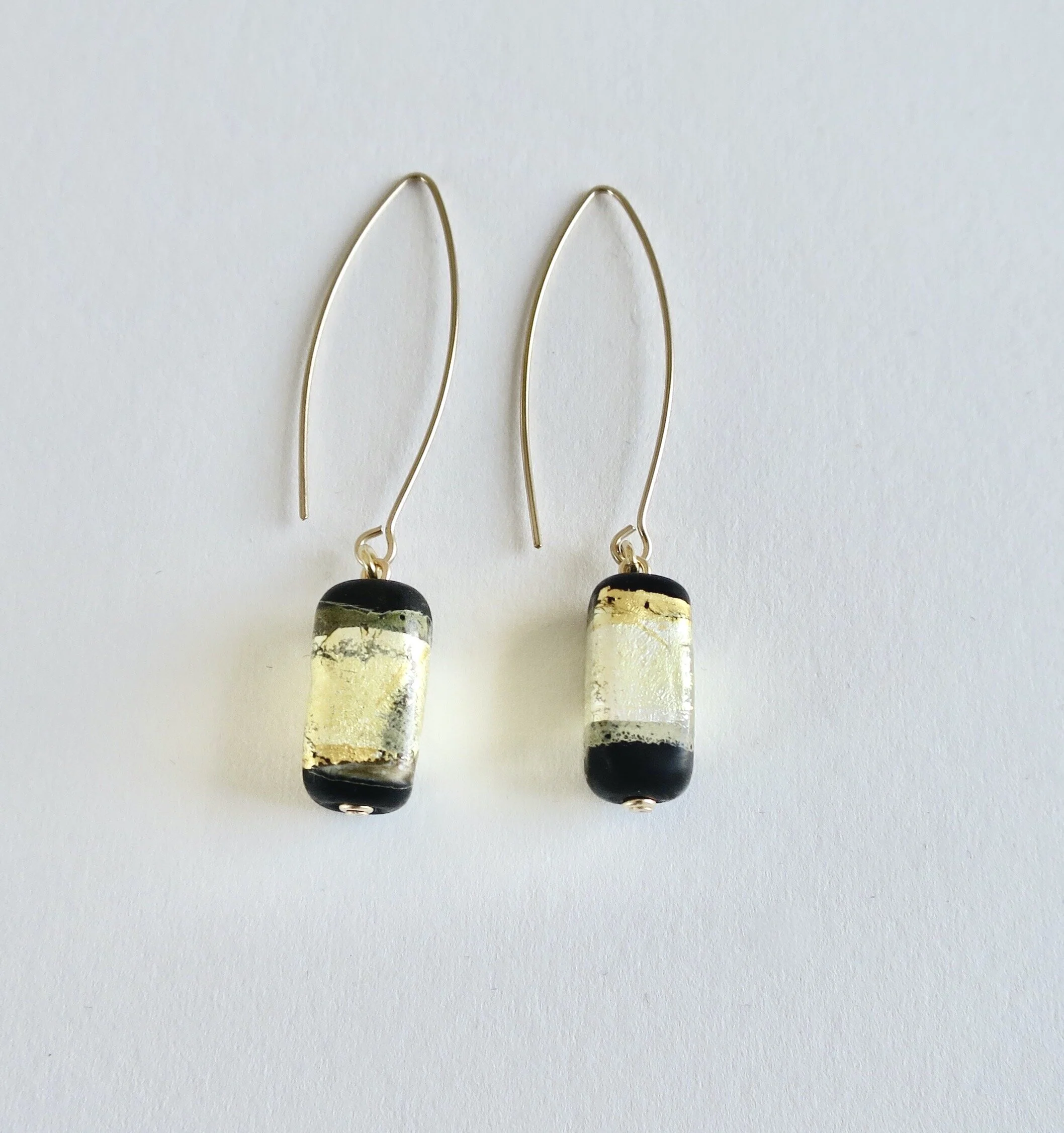 Blown glass earrings with 22kt gold leaf    Jewellery  Jewelry