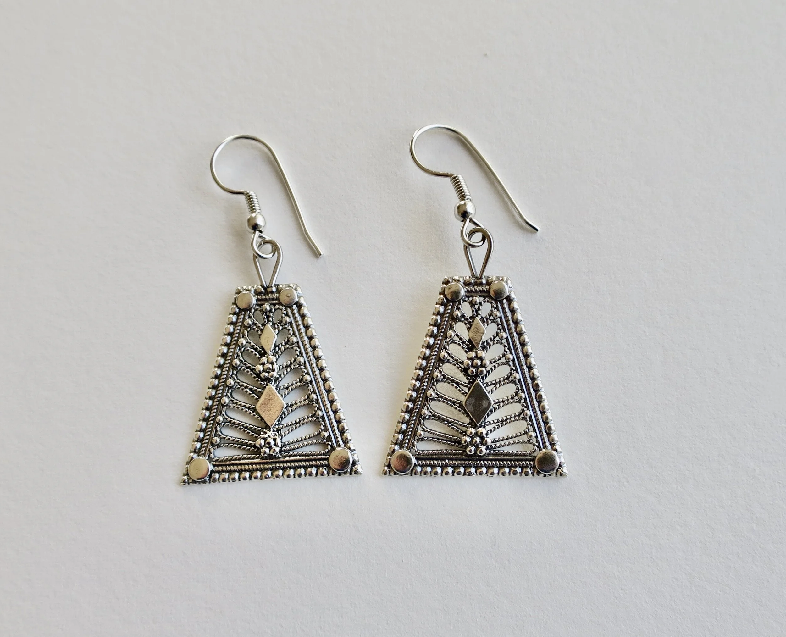 Filigree silver earrings