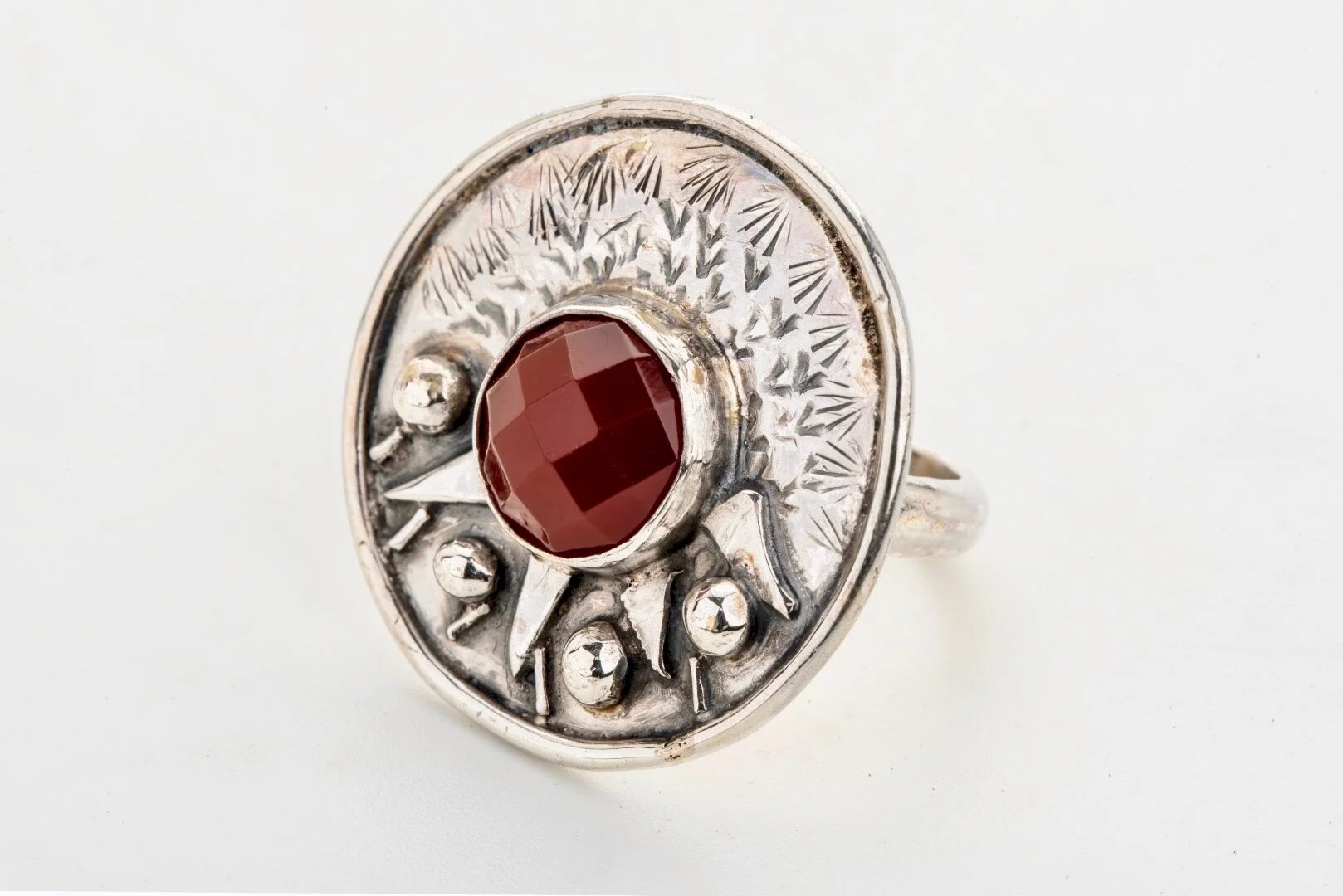 Sun Dial silver ring with faceted Carnelian    Jewellery    Jewelry