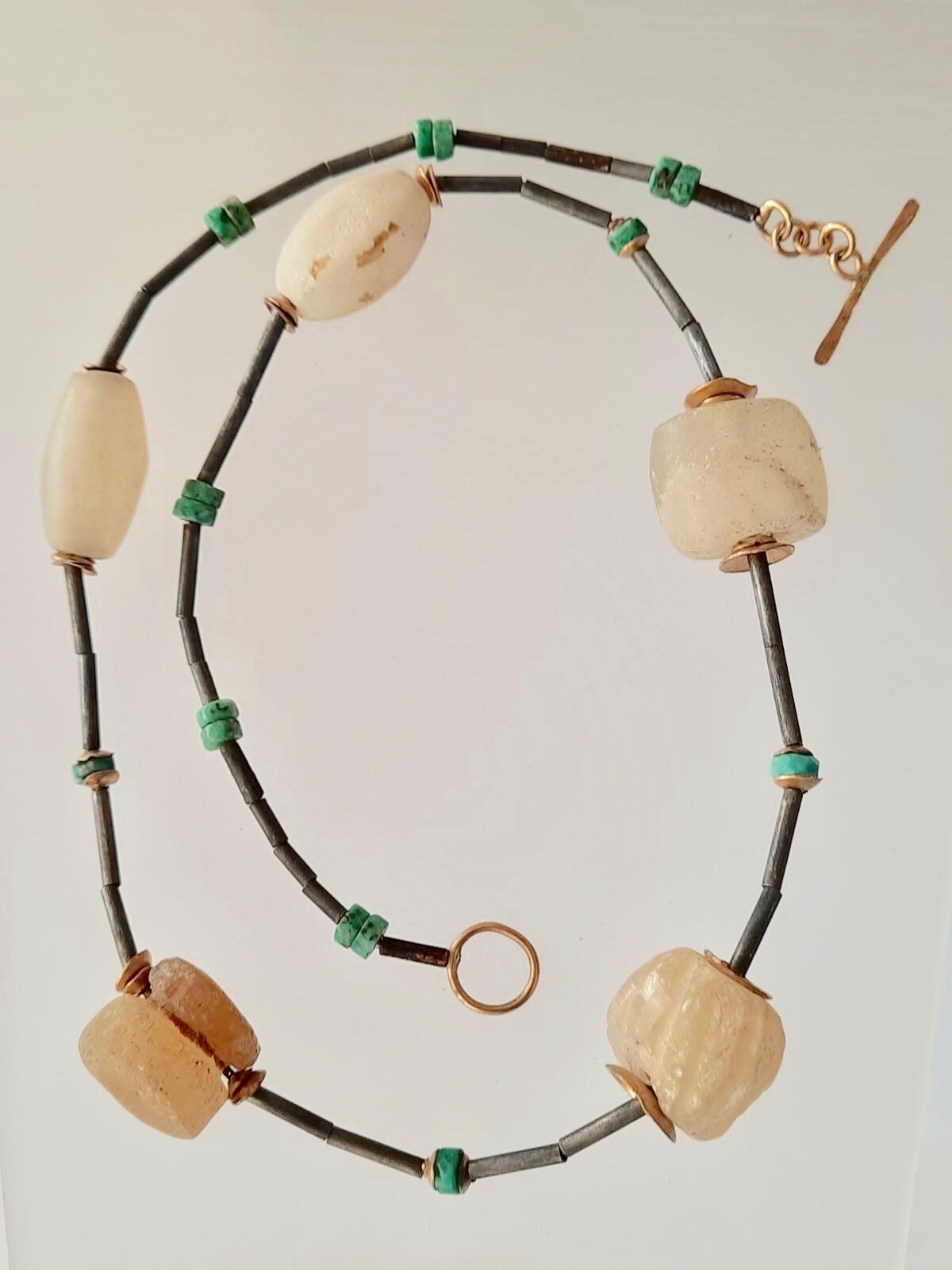 18kt Gold necklace with ancient stone beads