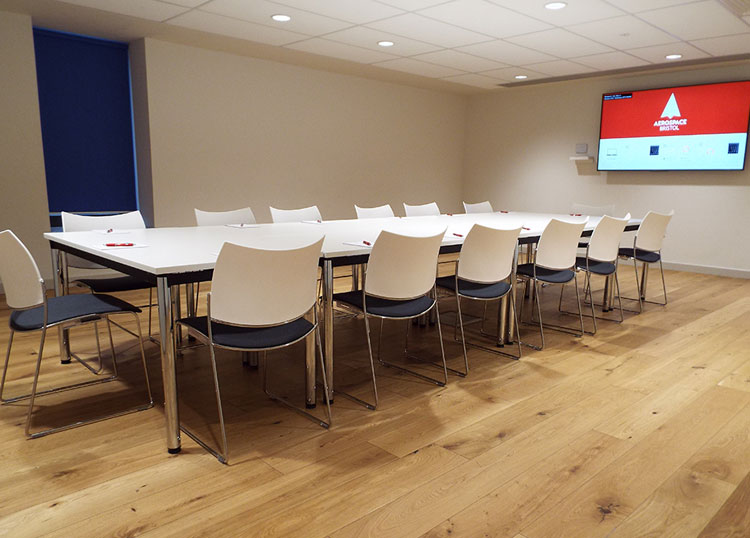 Click to enlarge the image of the New York Room