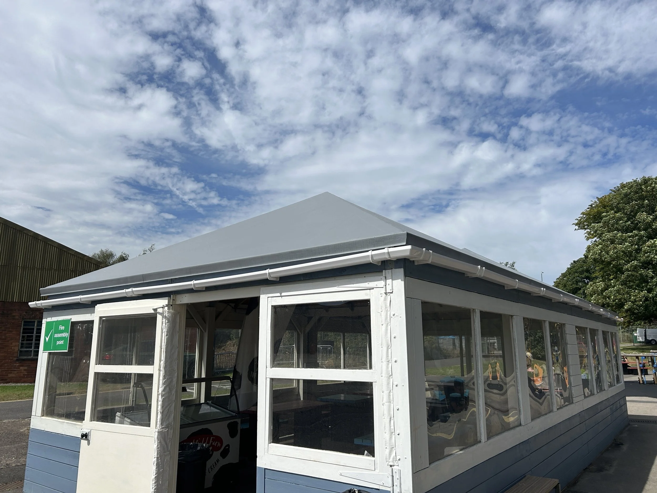Refurbishment of new outdoor picnic hut completed at Aerospace Bristol