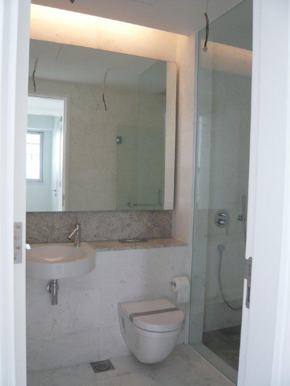 Common Bath.jpg