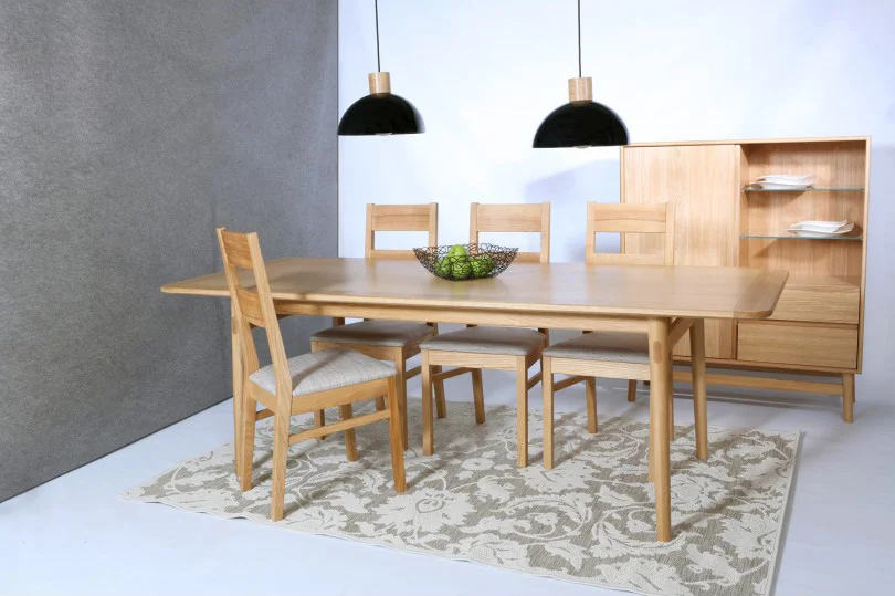 Havvej dining table and cabinet