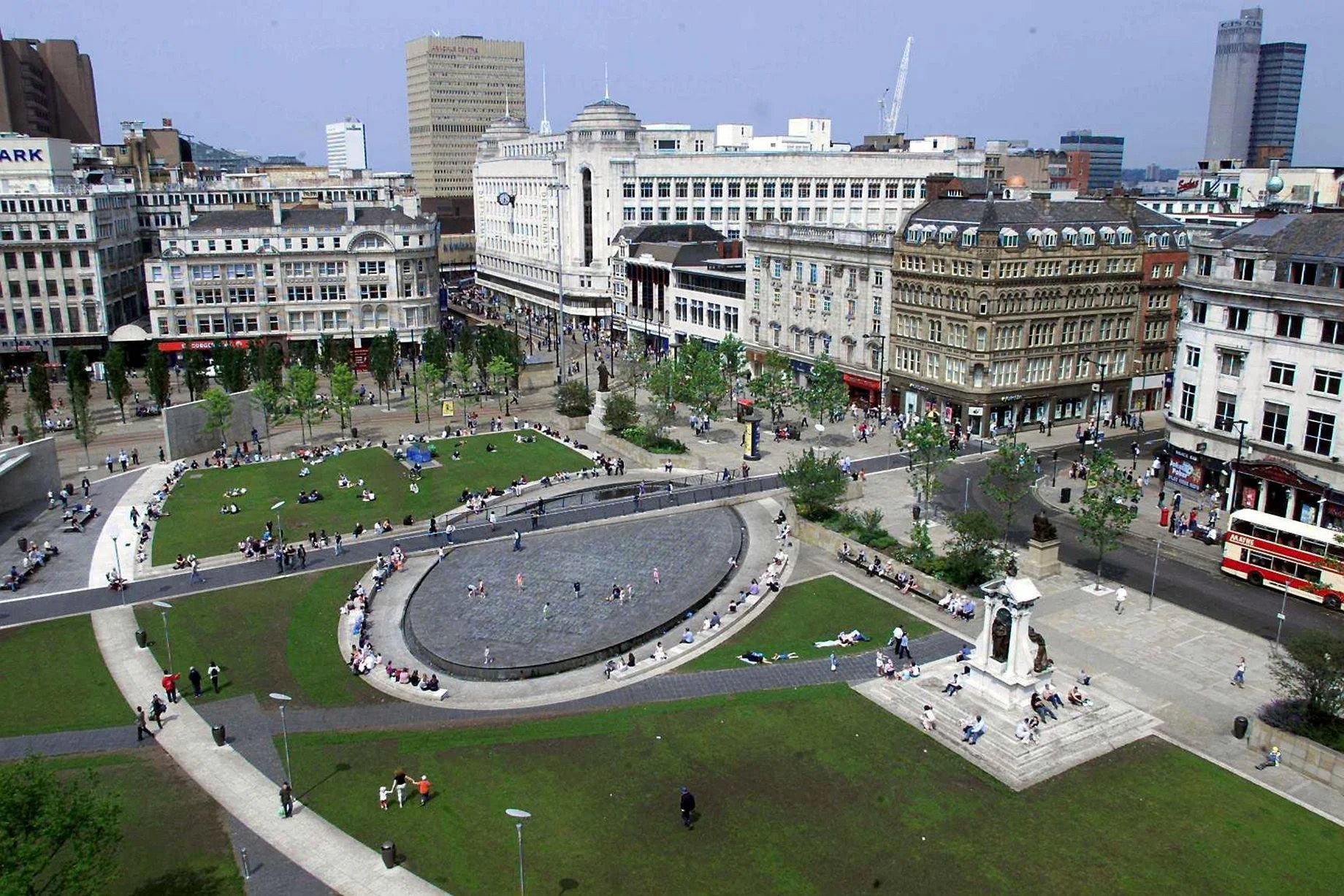 Piccadilly Gardens as it is now.