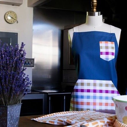 Have you checked out the perks available through our first Indiegogo campaign? This apron and so much more, all handmade by Southwest Creations Collaborative, can be yours through your support of SCC. Link in bio.
. . .
#socialenterprise #indiegogo #