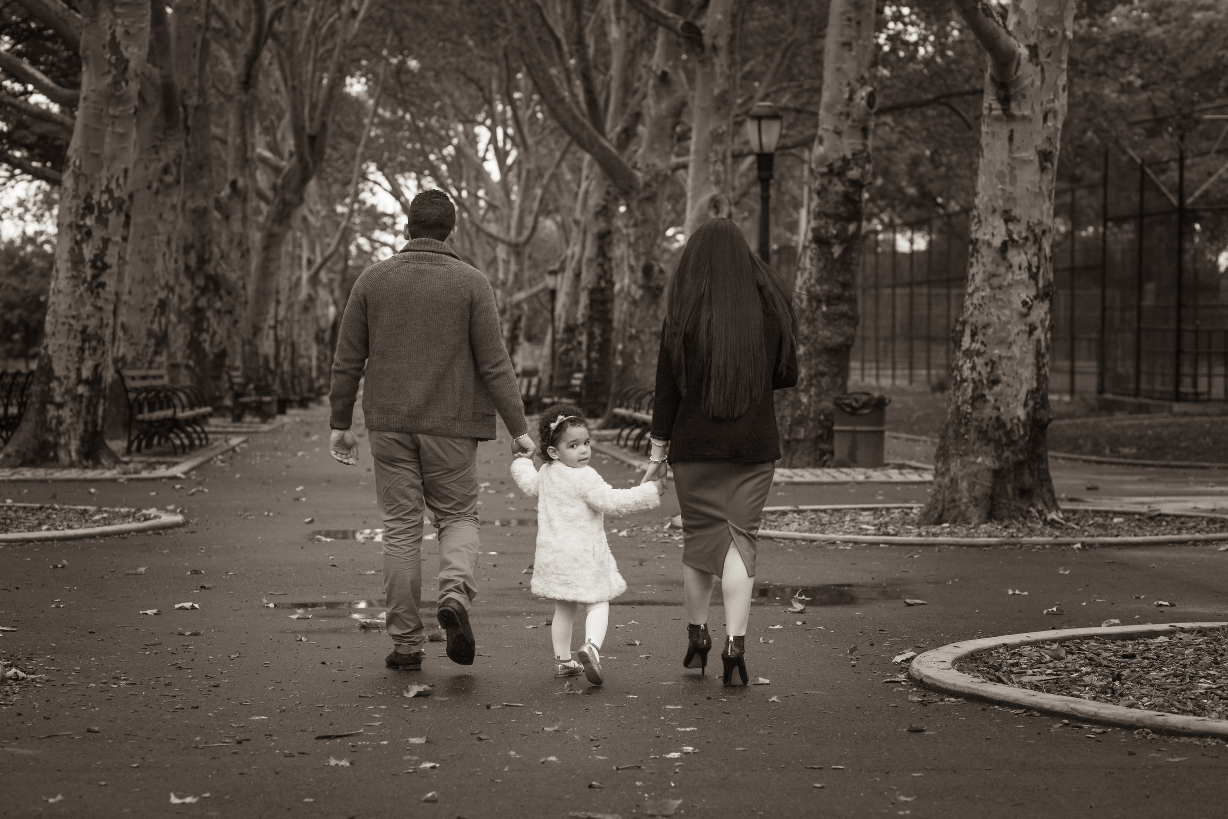 Walking with mom and dad-6975.jpg