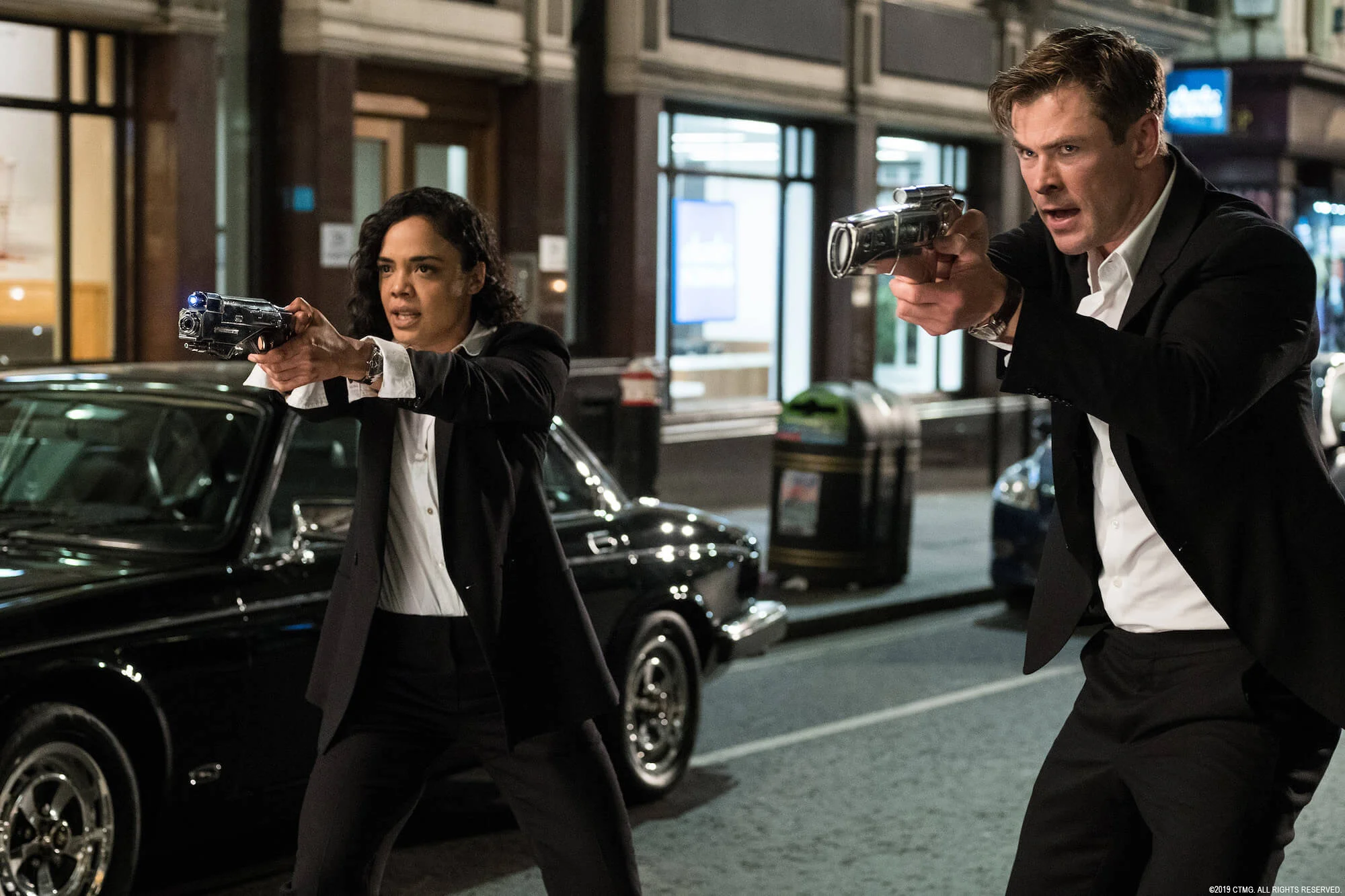 men-in-black-internarional-3-d-movie-still.jpeg
