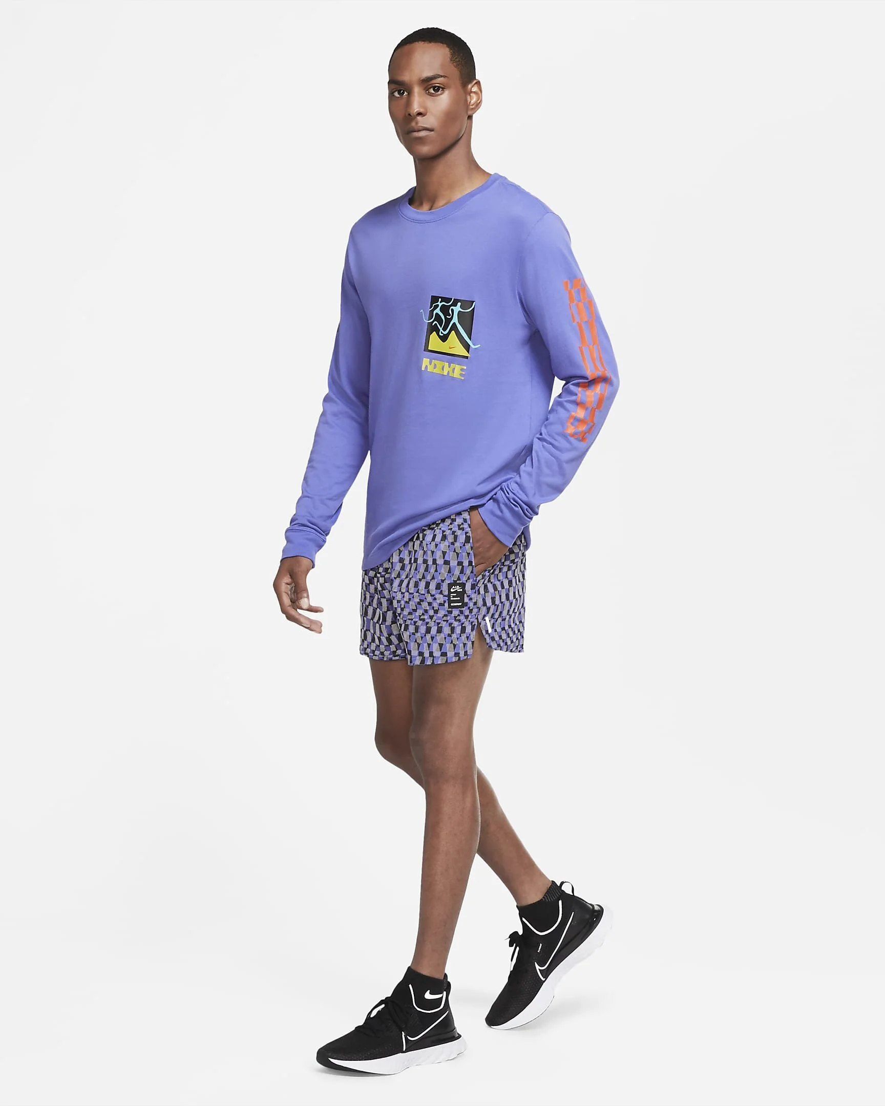 flex-stride-air-chaz-bear-mens-running-shorts-H9FwMB (9).jpg