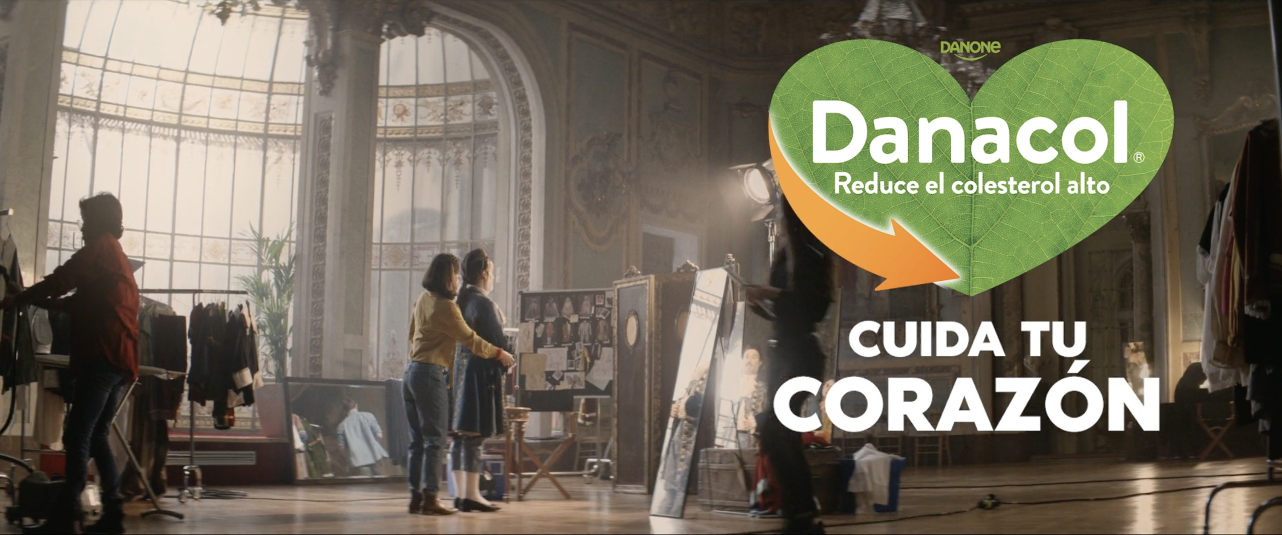  Danacol &amp; Javier Cámara - Poca broma - 