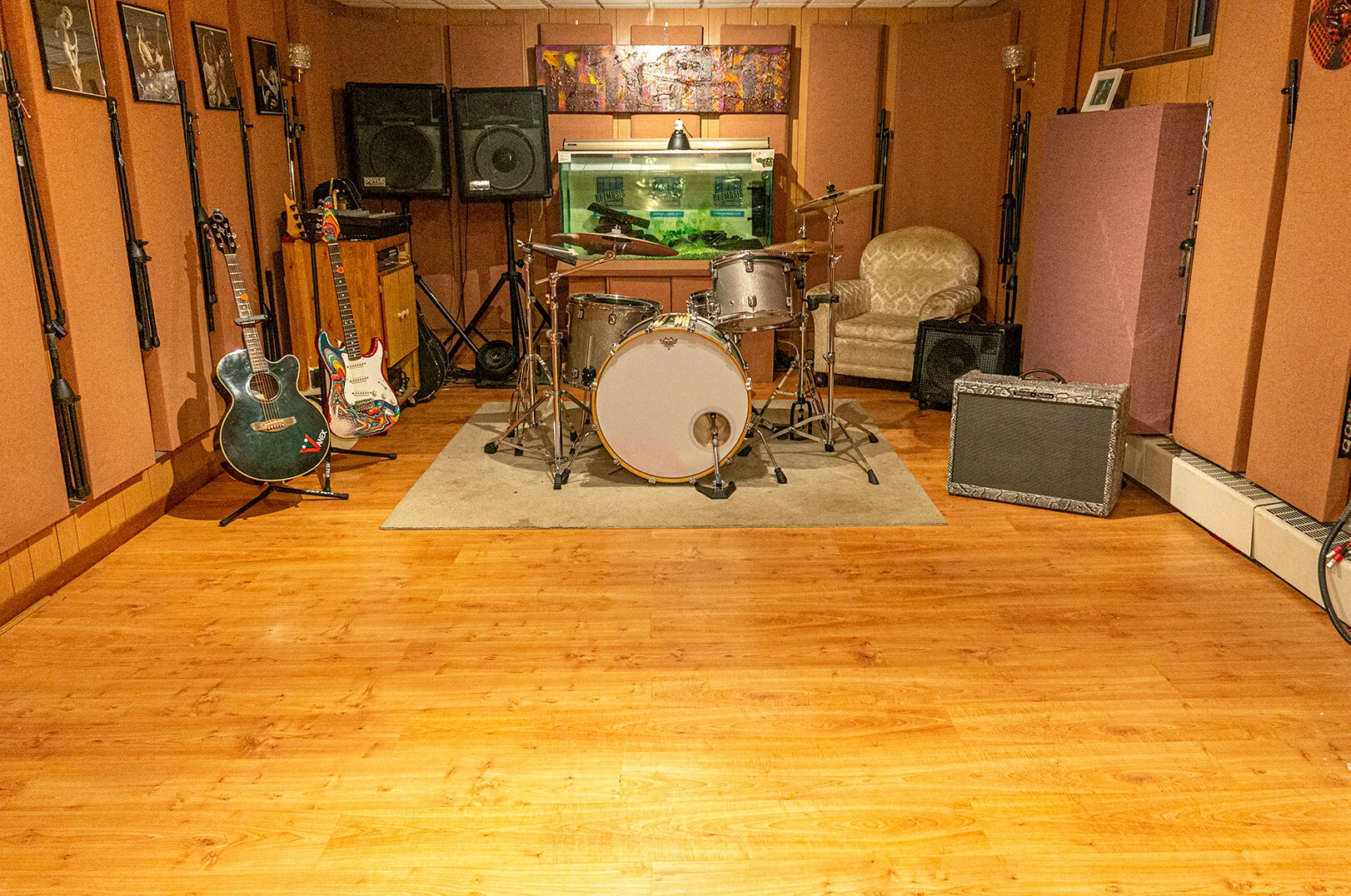 RECORDING ROOM 1.jpg