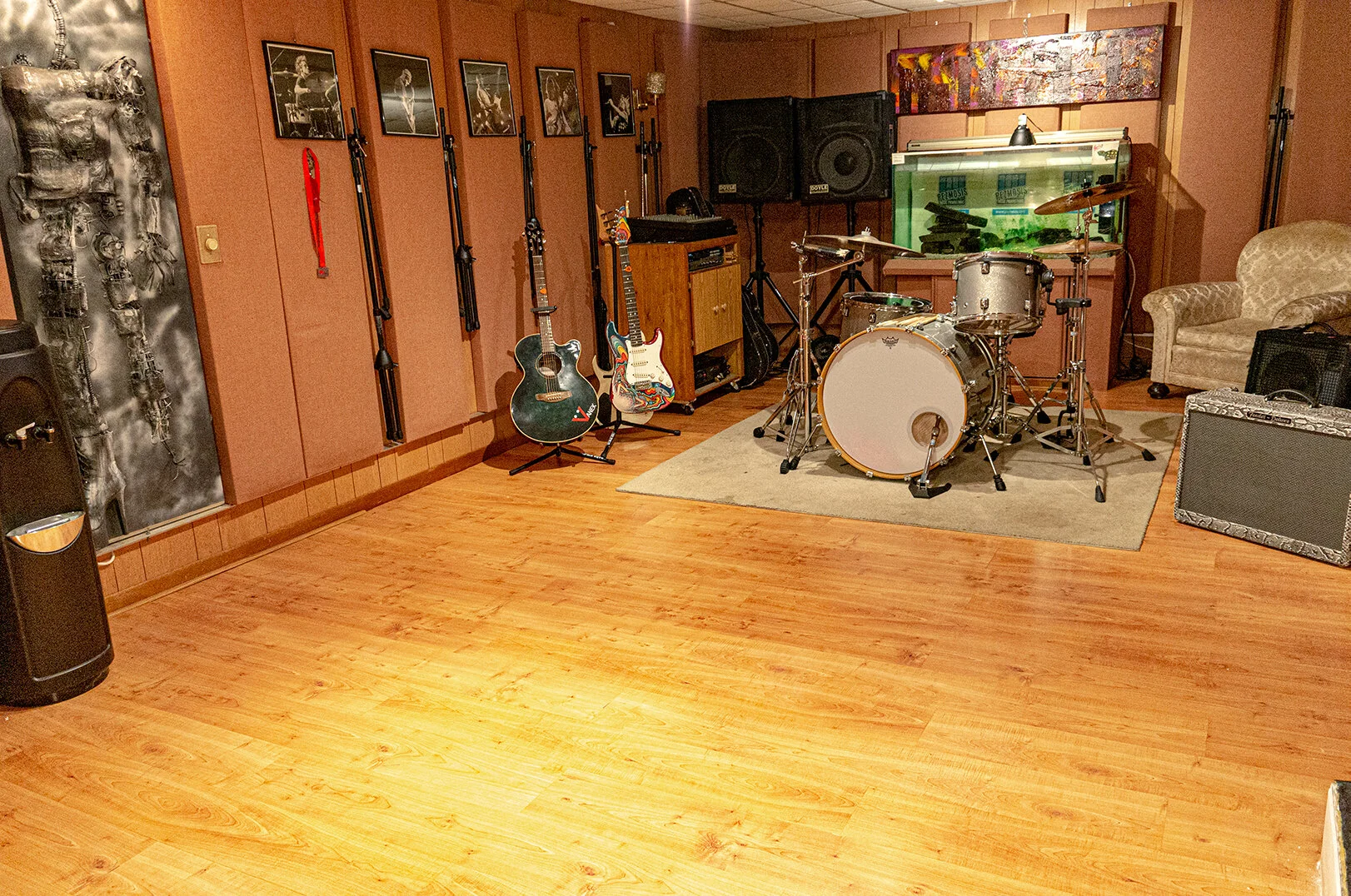 RECORDING ROOM 2.jpg