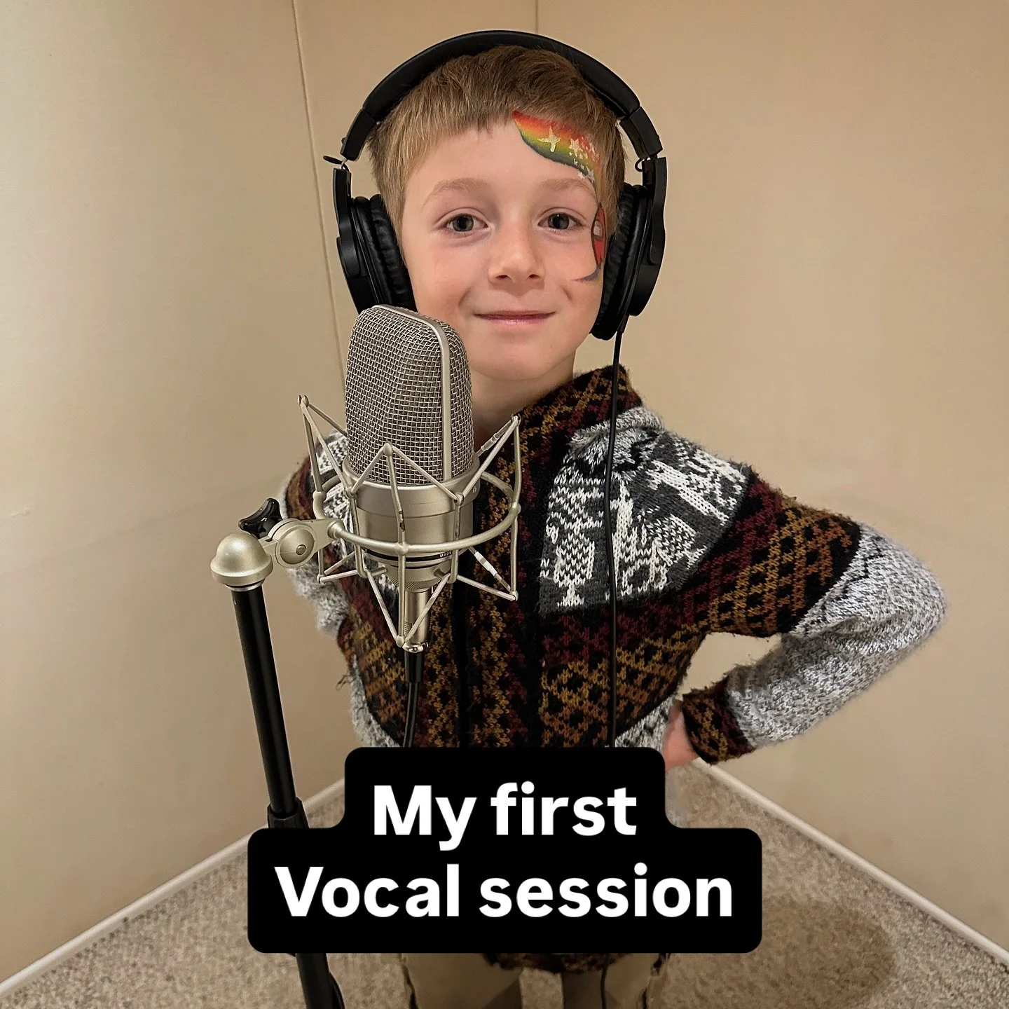 Great work from this little guy in the studio today! 

#vocalbooth #pezmosis #vocalist #kidsinger #kidvocalist