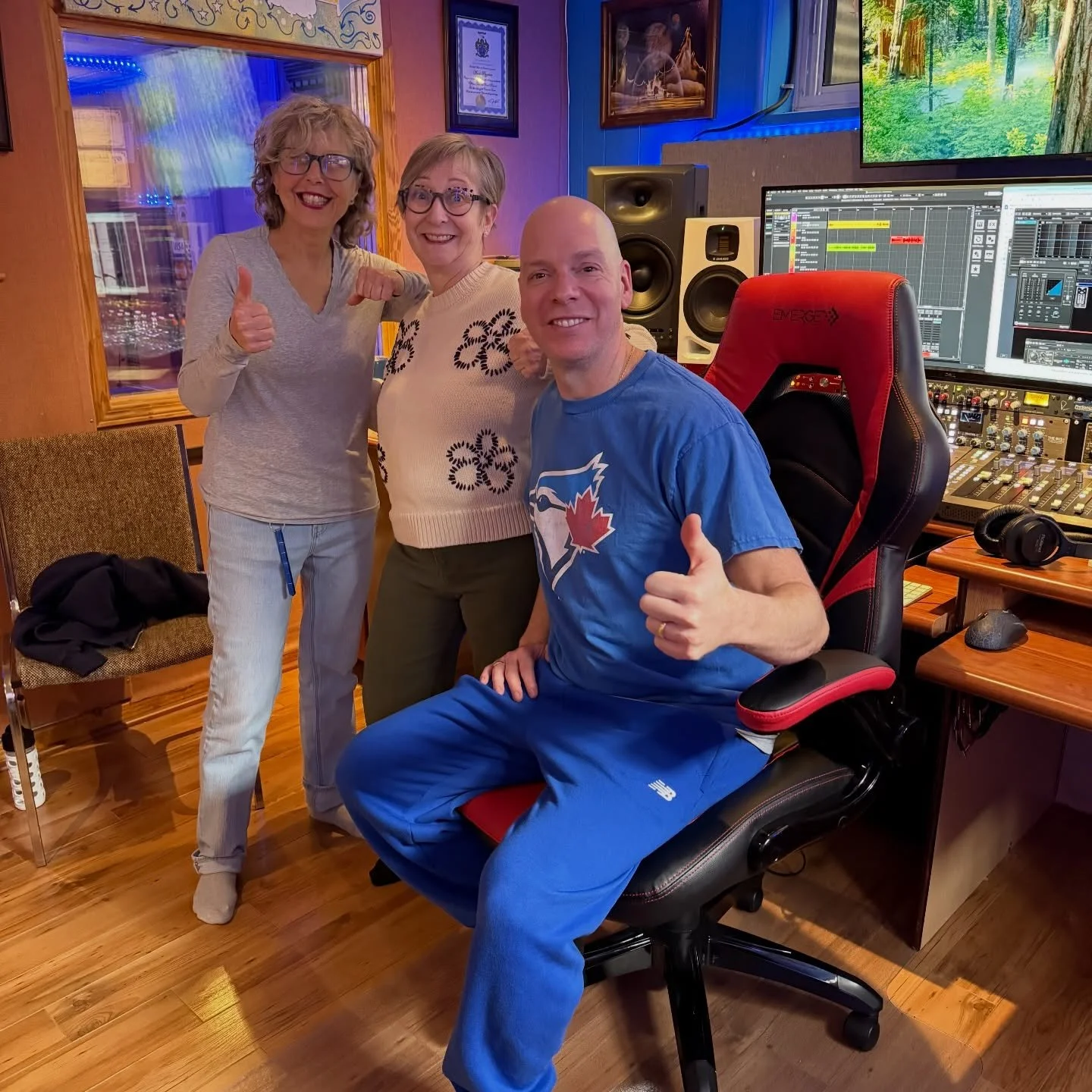 Working with Heather, Rose, and Ken on a new audio story called PoofWanda! 

#pezmosis #voiceover #recordingstudio #audiorecording
