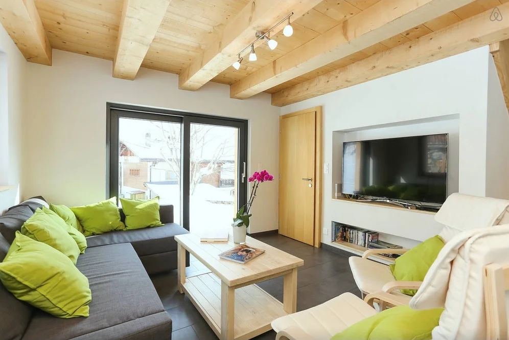 Igor K.: 9 Nights - 4 Guests