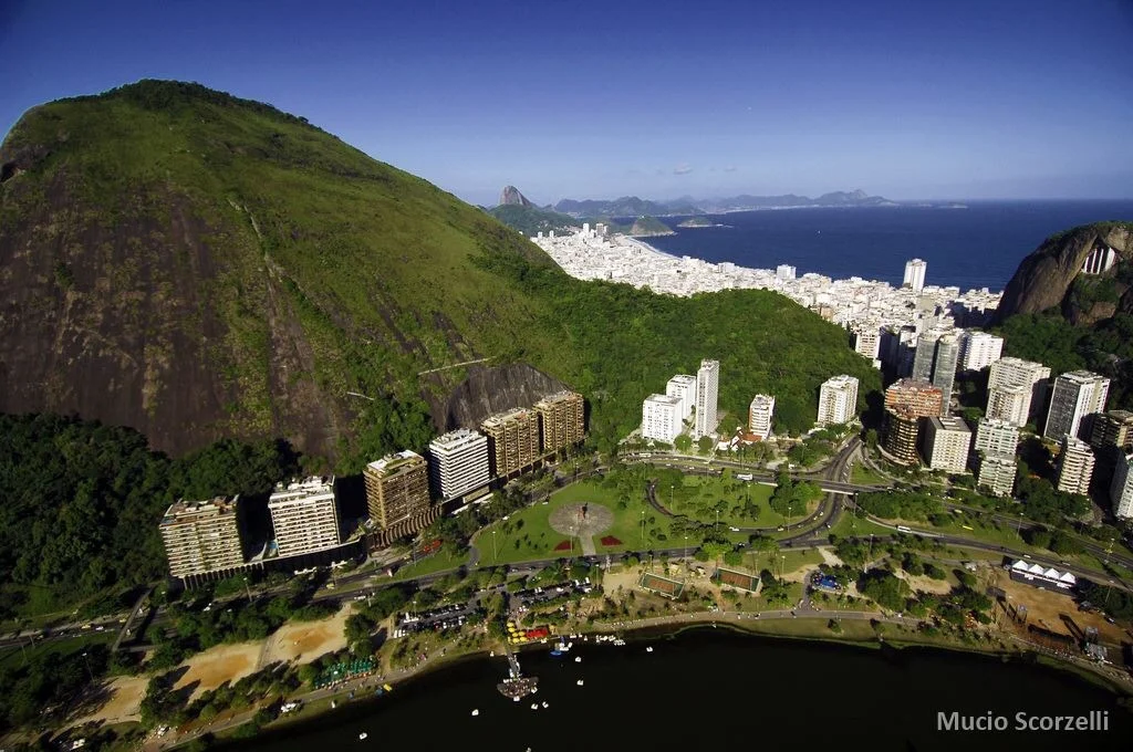 How the heck did this image get in here? LOL . Anyhow, this is where I lived in Rio, three blocks from Copacabana Beach, over the hill from Lagoa. Right between those two hills.
