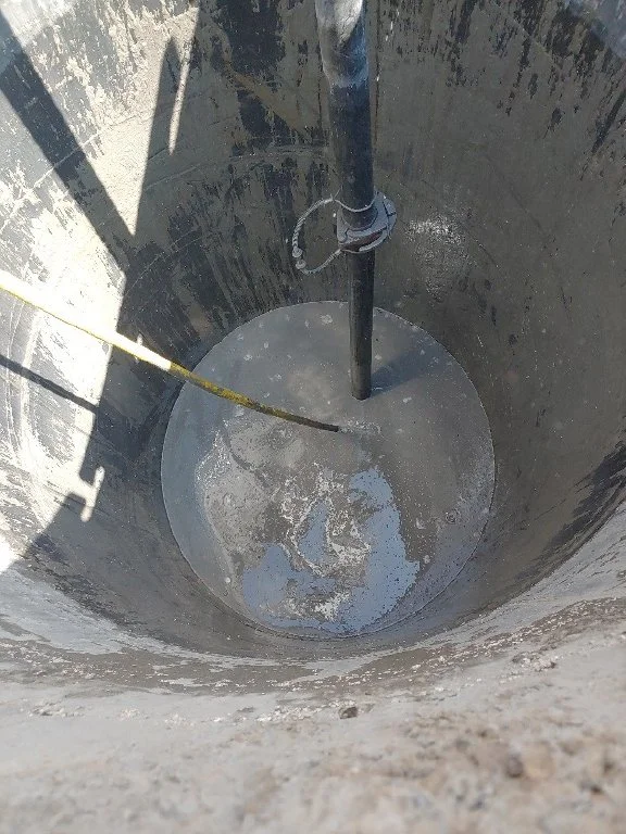 Training-Crew 3-Installing-Using-Airline-Vacuum.jpg