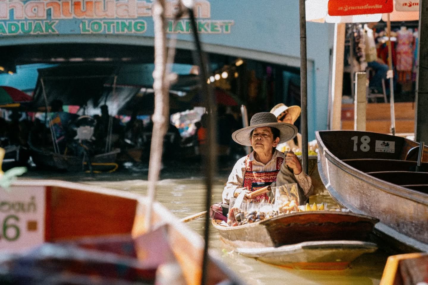 #floatingmarket #thailand #photography