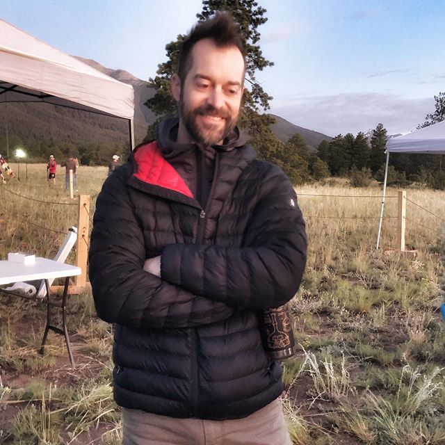 Big shout out to Morgan for crewing, slinging beer, driving driving driving and pimping UD every time I turned around from sun up to sun down. Seriously though, at every aid station fitting packs on pacers, racers, crew chiefs, OG Blake🤘🏼 and beyond. Besides working the UD table at sign up...there was even Skylar snuggling in between. And back in the office today, he just texted me to swing by and grab a HALO for a local elite who is heading to UTMB this week. #thisguy #UDhydrates #ultrarunning #enduranceathletes #rad #radboulder #feedyoursoul #doepicshit #Boulder #ColoRADo #highlonesome100