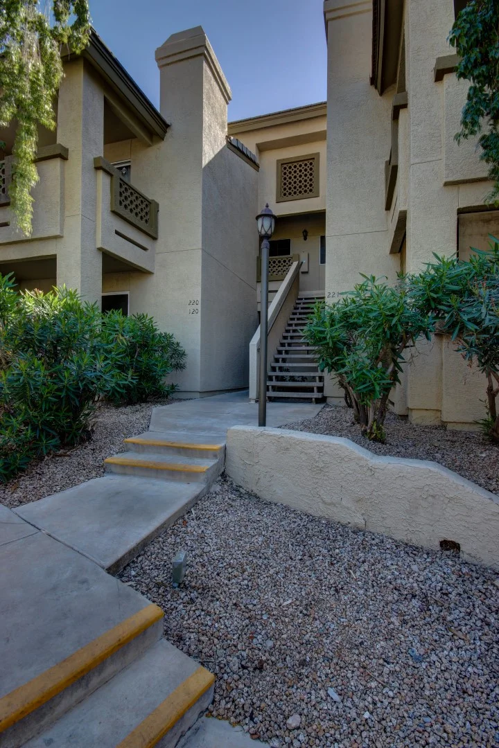1880 E MORTEN AVE 220, Phoenix, AZ 85020