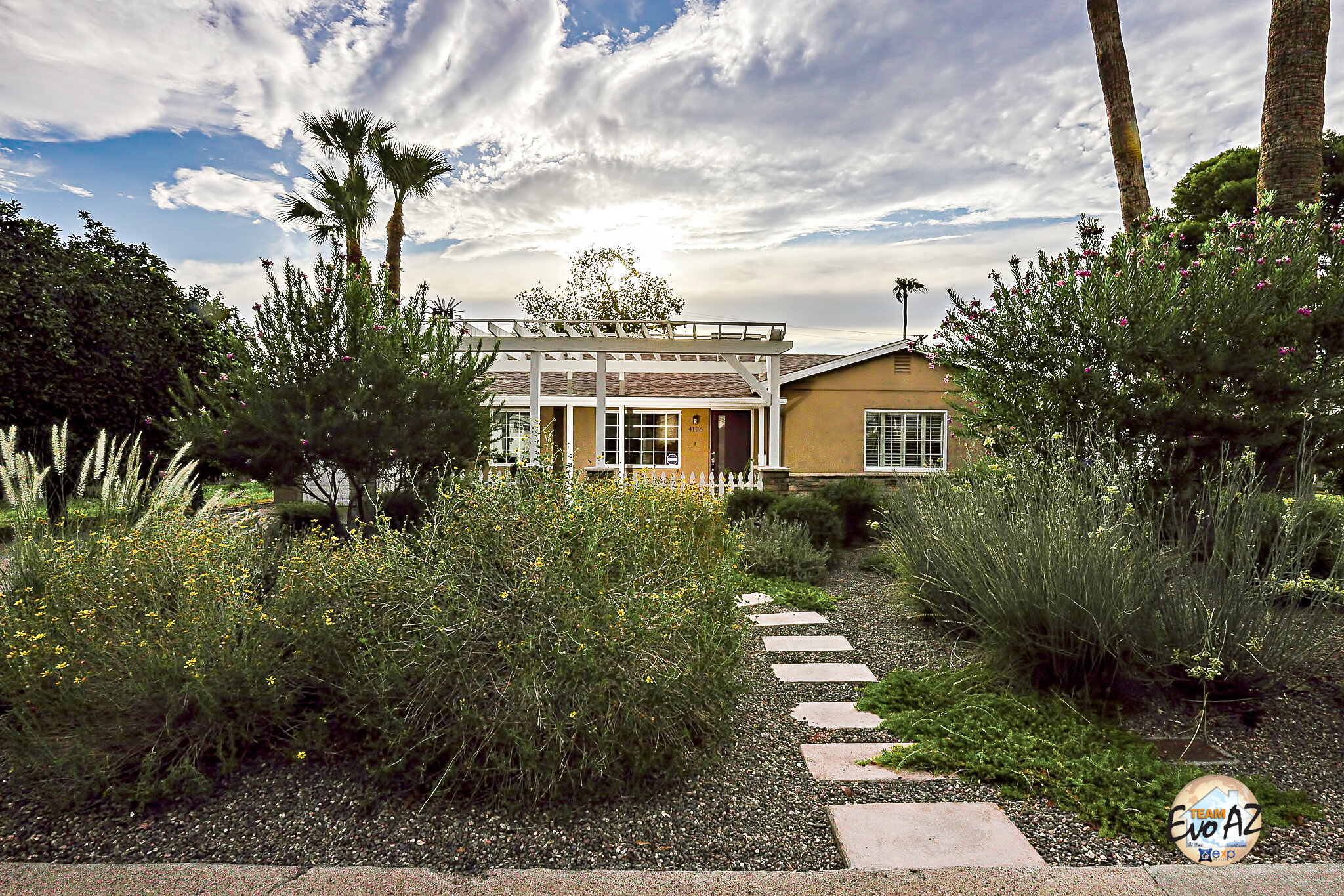 arcadia44thstreet-2w.jpg