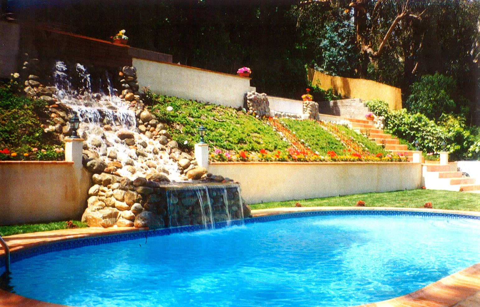 Fotor0609174644.jpg