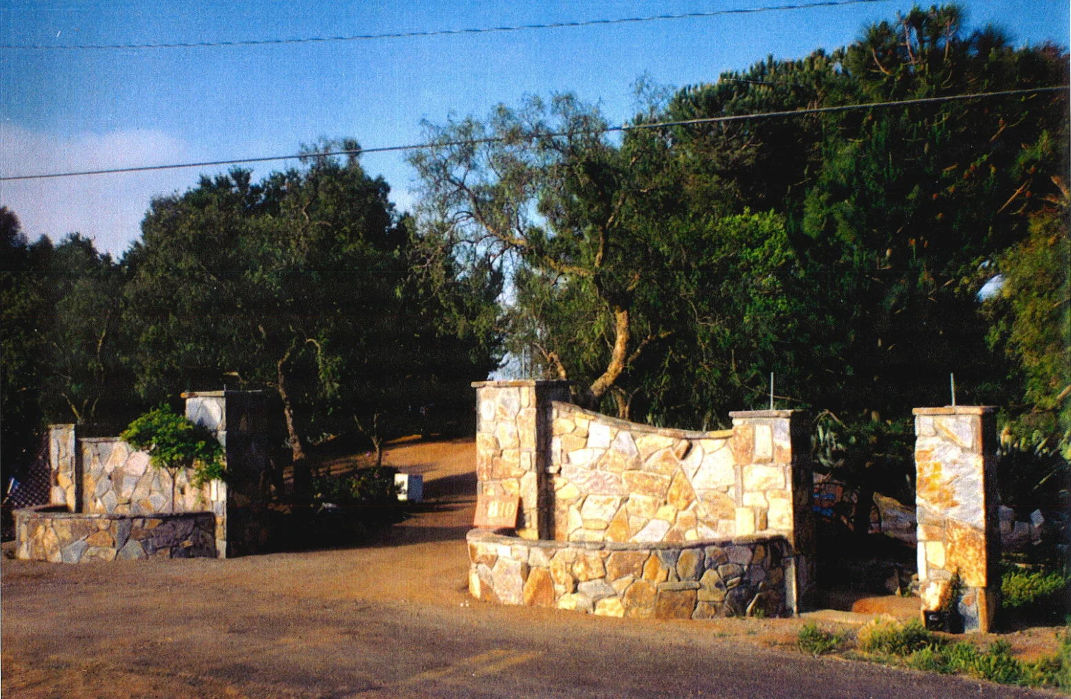 Fotor0609174817.jpg