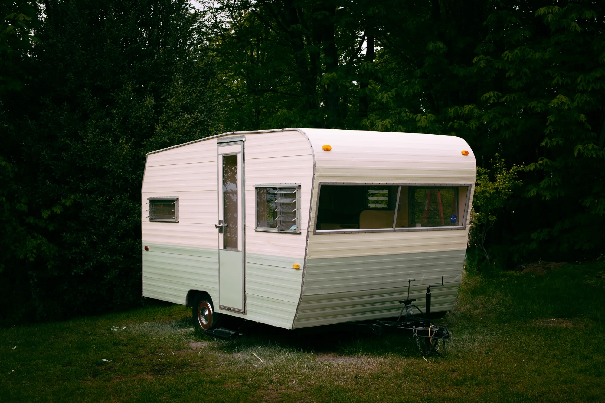 Billy : Exterior Paint