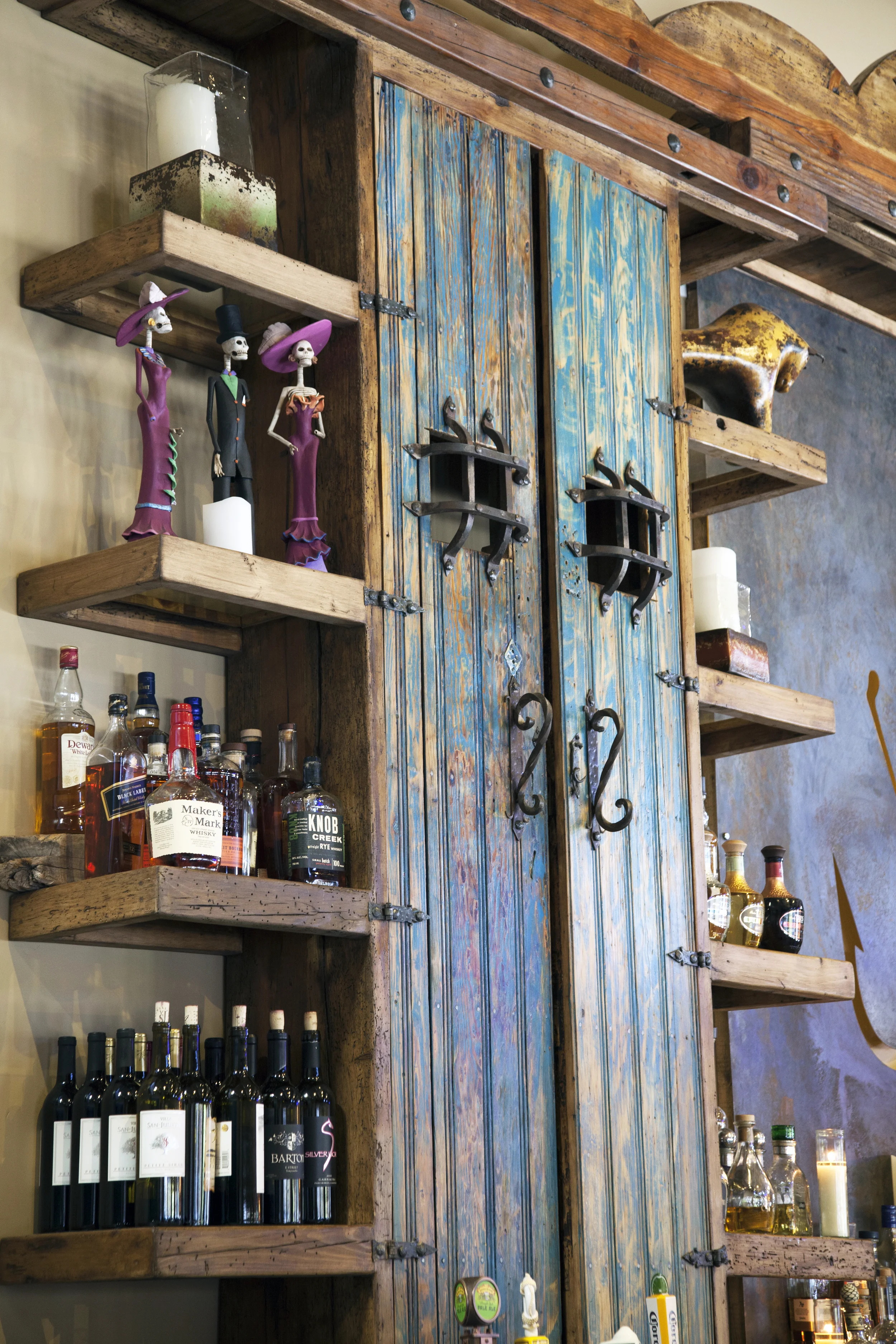 Bar4.jpg