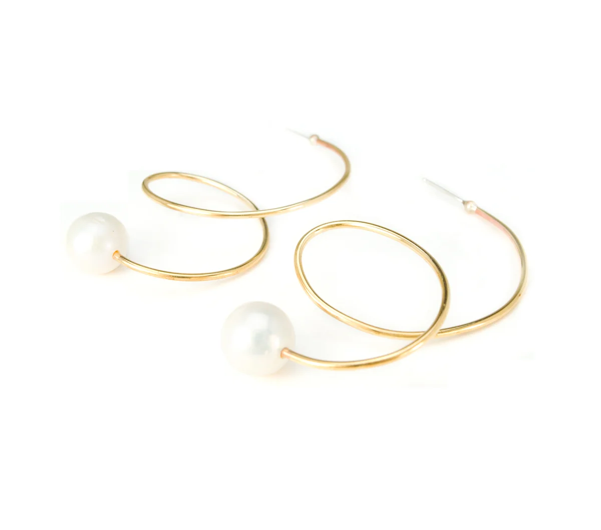Bronze and Pearl Swirl Earring © Margaret Ellis