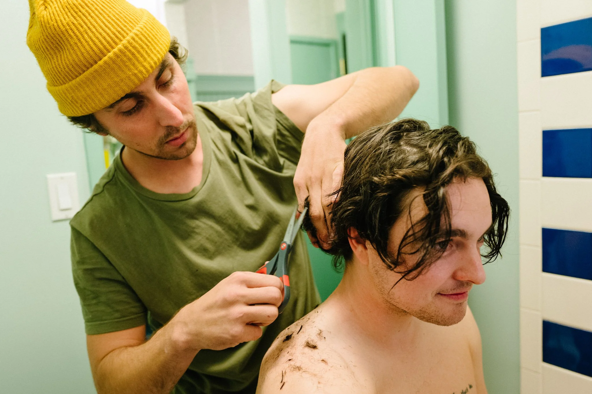 180119_TomCuttingJordansHair_096.jpg