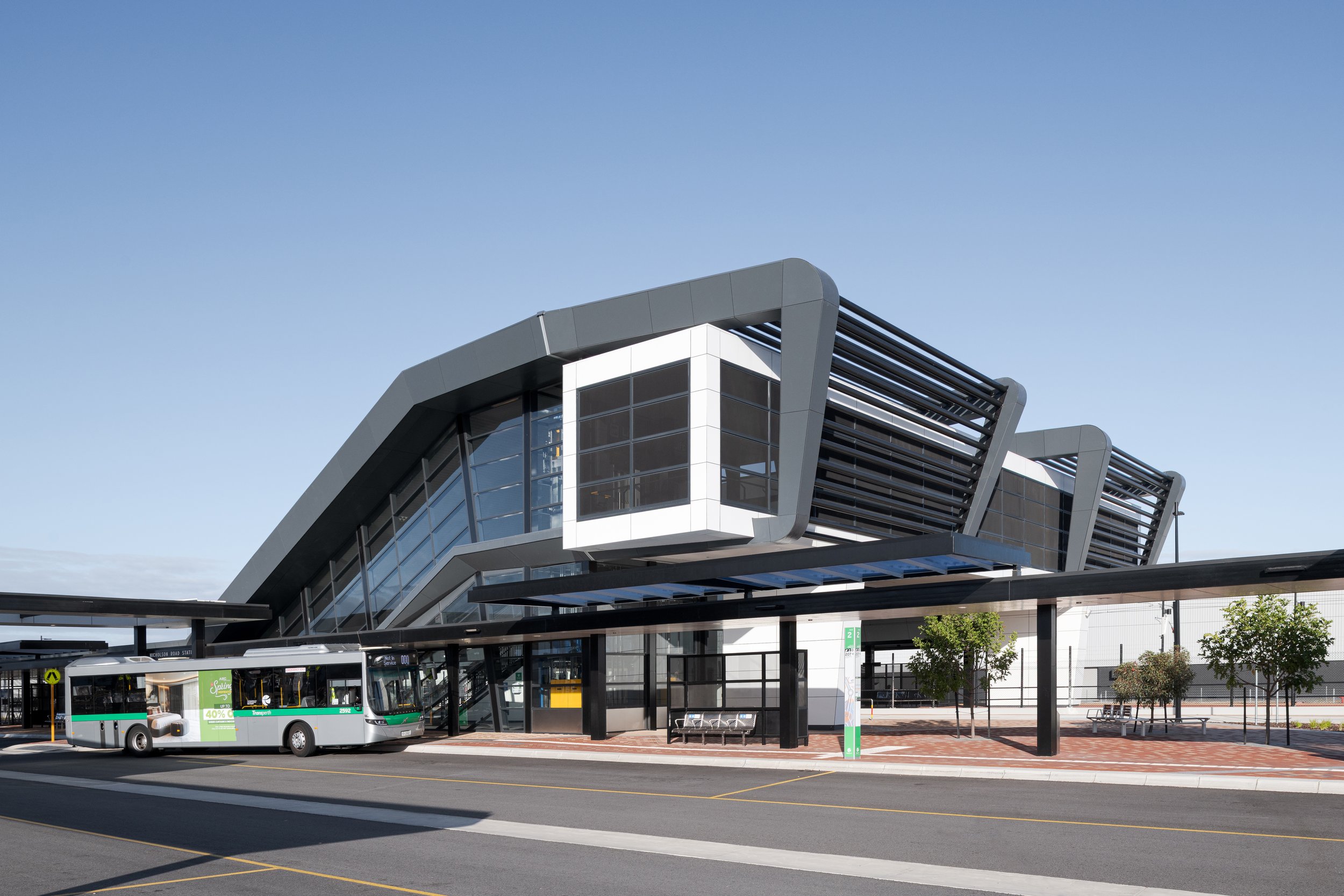 Nicholson Rd Station Michael Timmins -10_DOWNSAMPLED.jpg