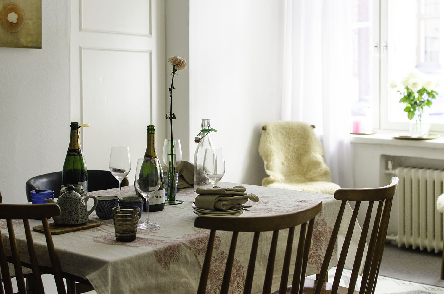 The next day the mess in my kitchen didn't look so bad as it was so bright and sunny day.