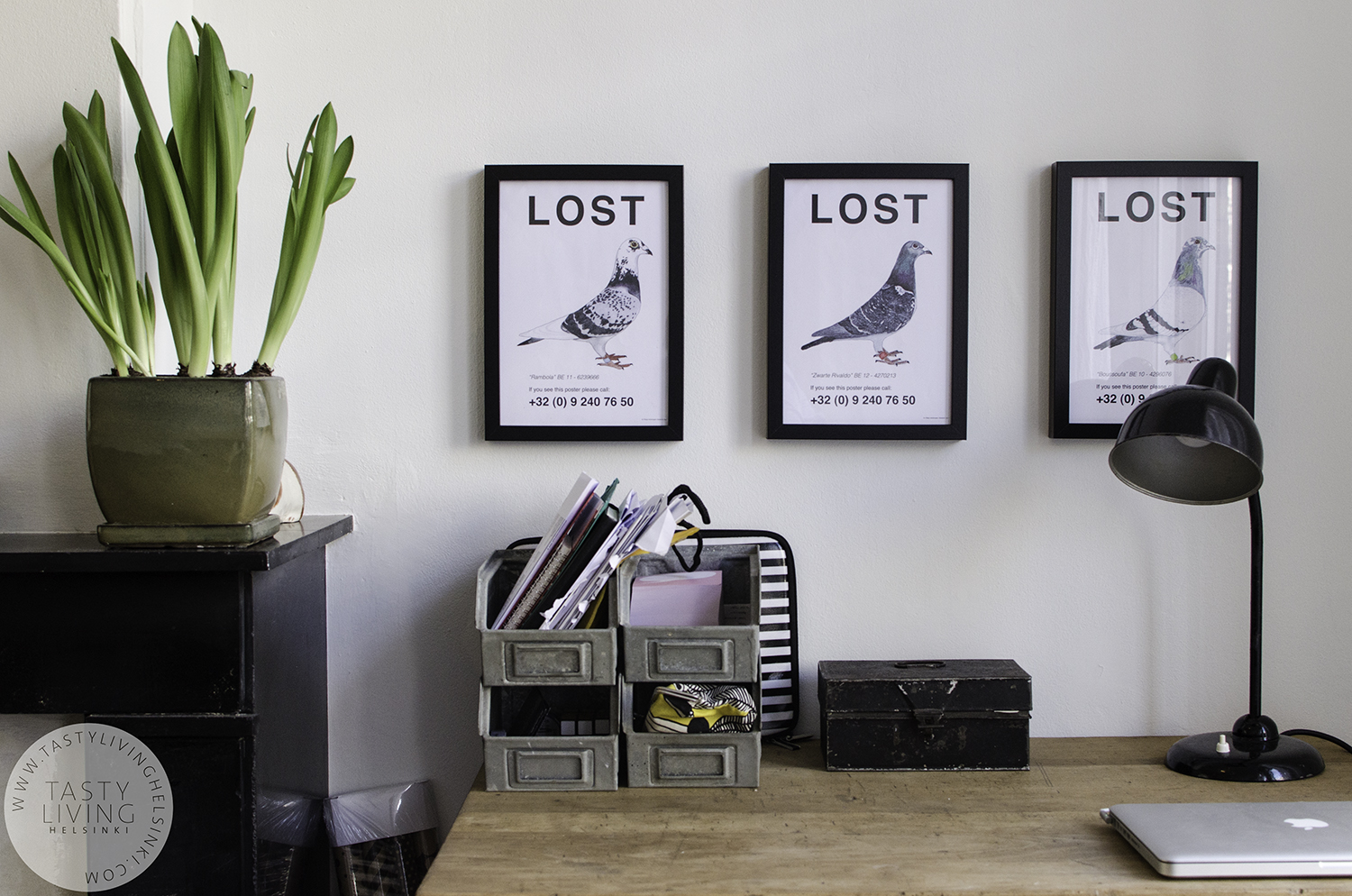 Art on the wall by Pilvi Takala .
