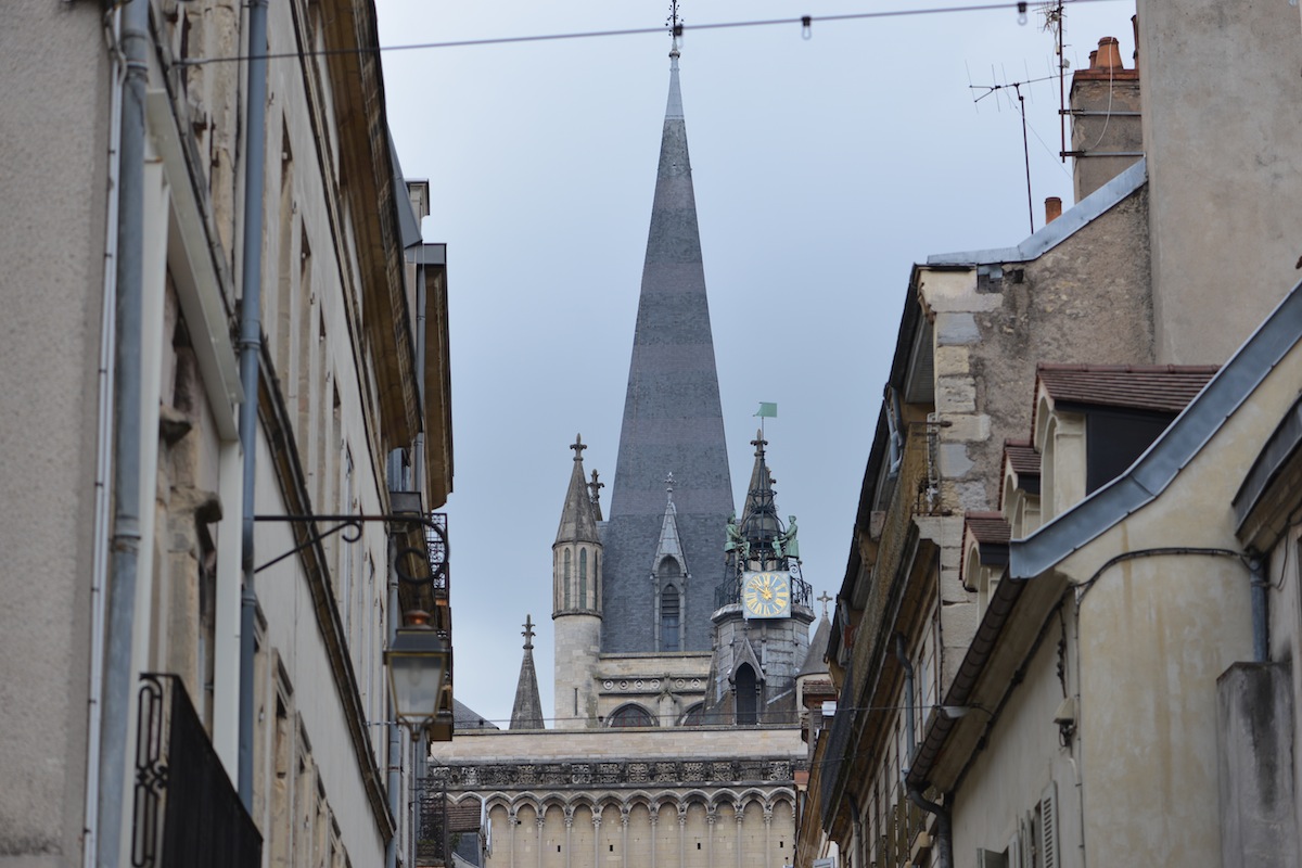 Notre Dame de Dijon and the Jacomot clock