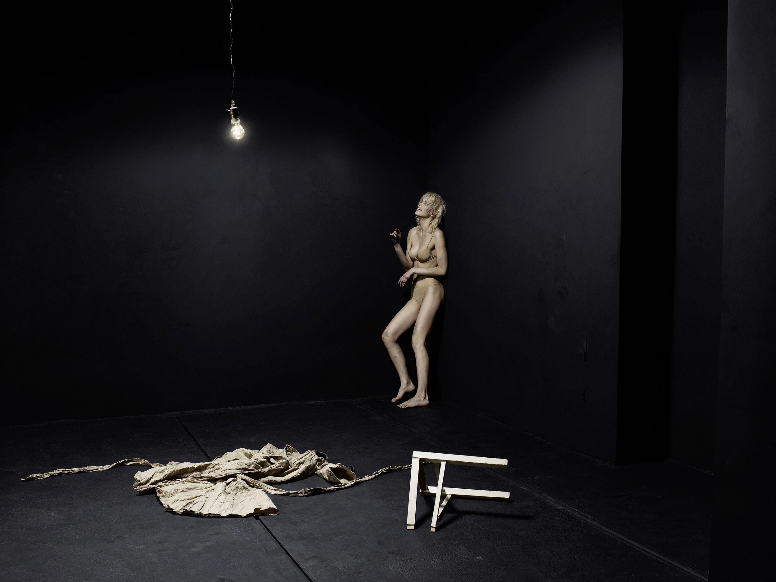 08dark room3-247.jpg