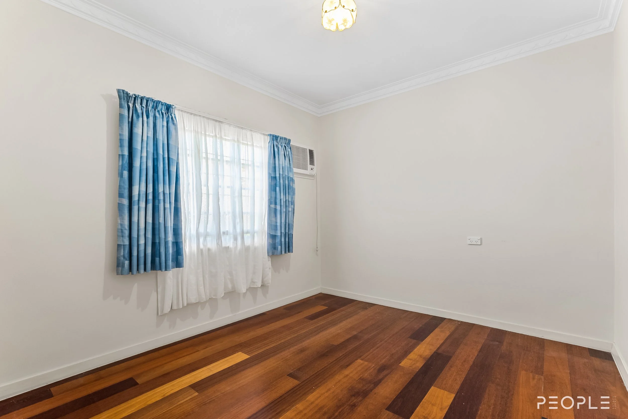 44 Uplands Tce-2.jpg