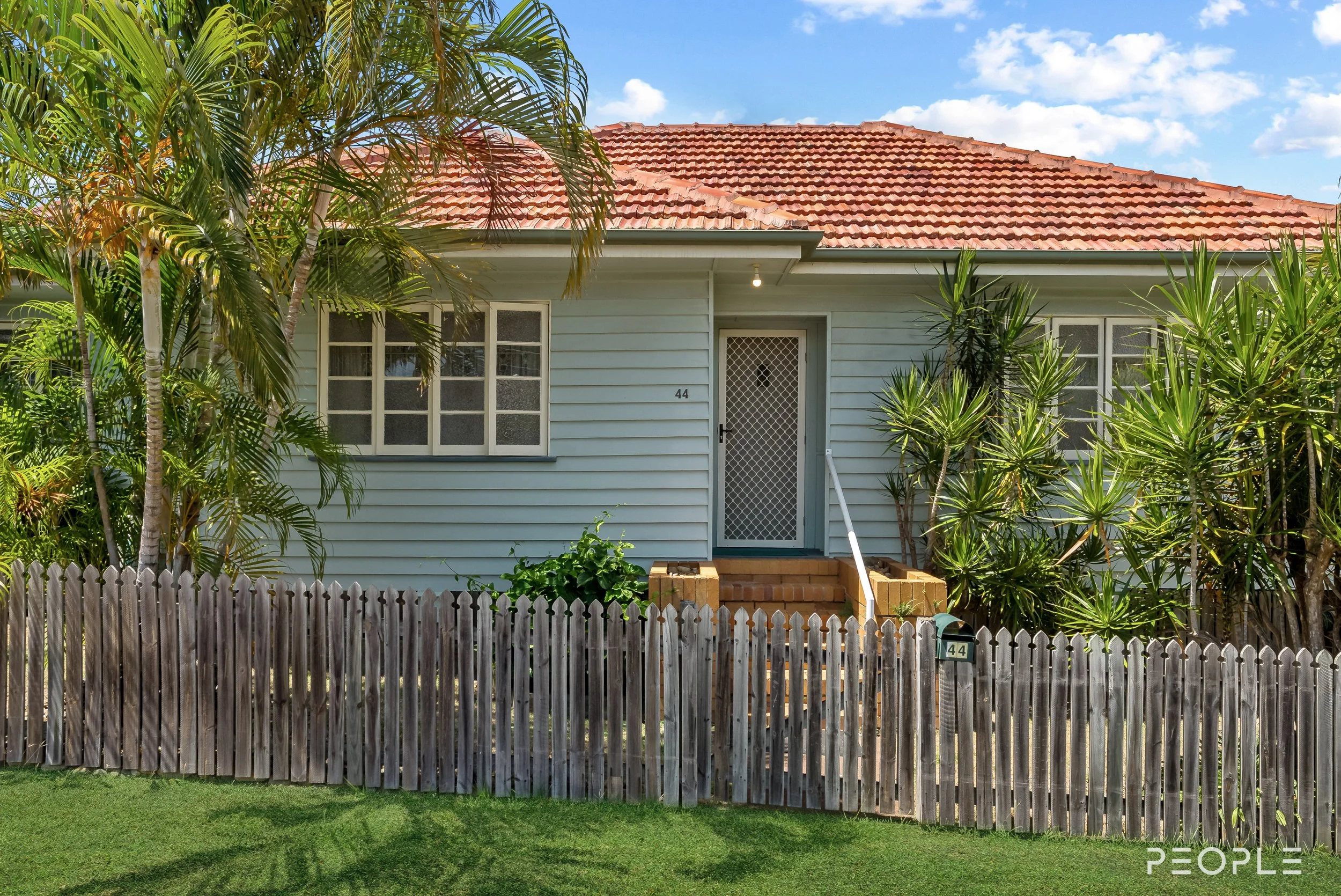 44 Uplands Tce-1.jpg