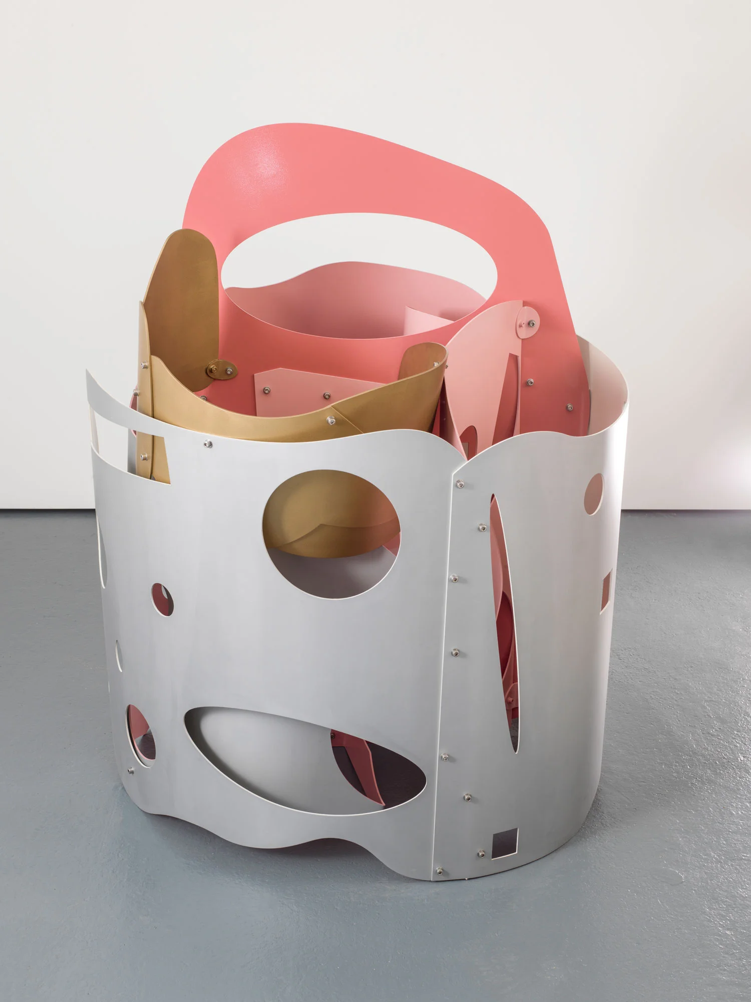 Flavia's Aria, no. 5 from the series "In the close distance," 2019 142 x 109 x 109 cm (Photography: Steve Russell Studios)